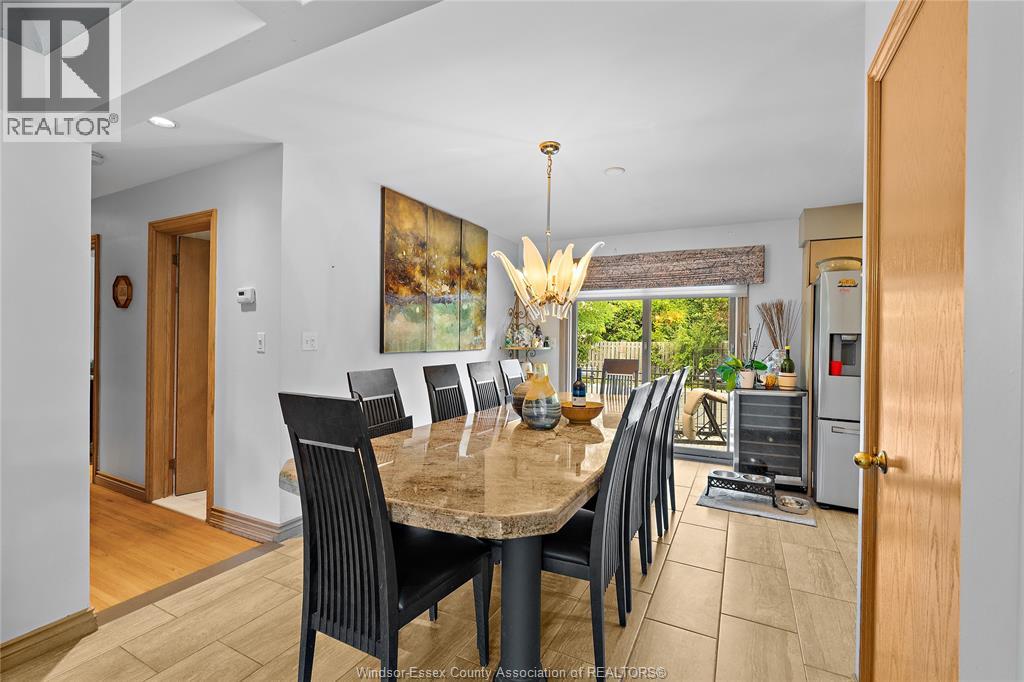 1670 Campbell, Windsor, Ontario N9B 2K6 - Photo 8 - 25031667