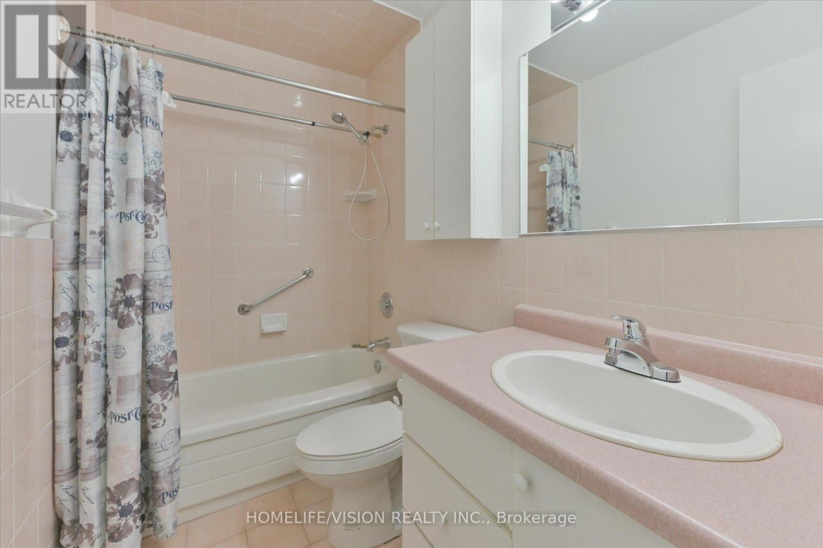 202 - 100 Leeward Glenway, Toronto (Flemingdon Park), Ontario  M3C 2Z1 - Photo 17 - C12633282