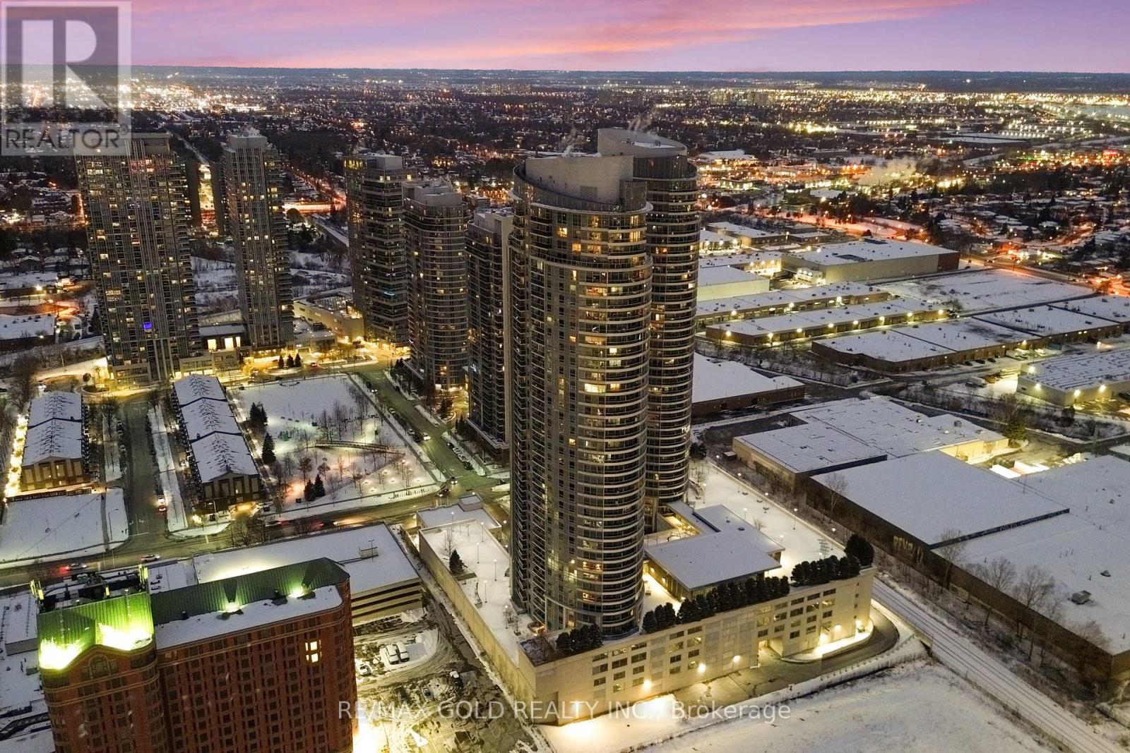 2518 - 135 Village Green Square, Toronto, Ontario M1S 0G4 - Photo 8 - E12633268