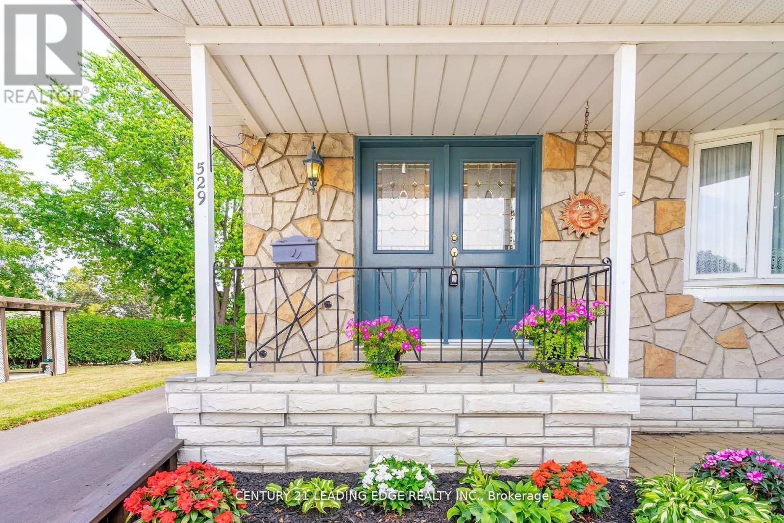 529 Carman Court, Oshawa (Donevan), Ontario  L1H 6K5 - Photo 5 - E12633322