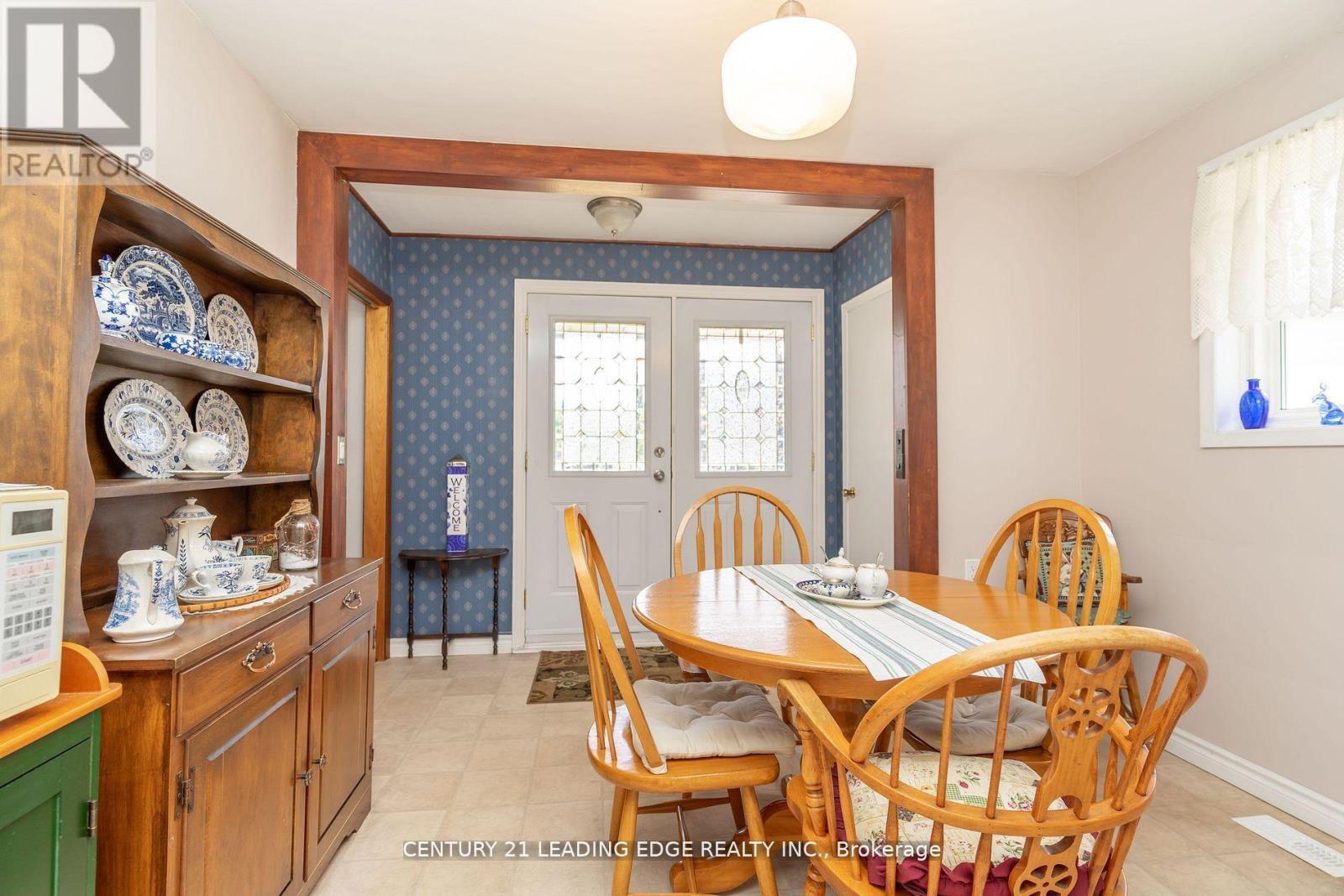 529 Carman Court, Oshawa (Donevan), Ontario  L1H 6K5 - Photo 7 - E12633322