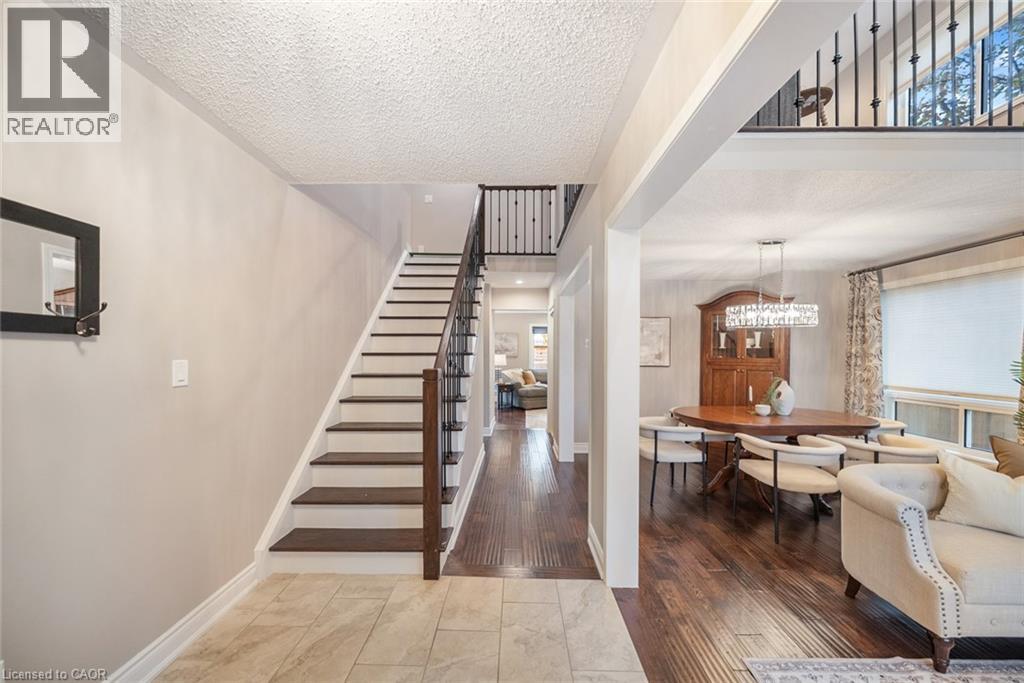 1351 Mcguffin Gate, Milton, Ontario  L9T 6M3 - Photo 8 - 40791798