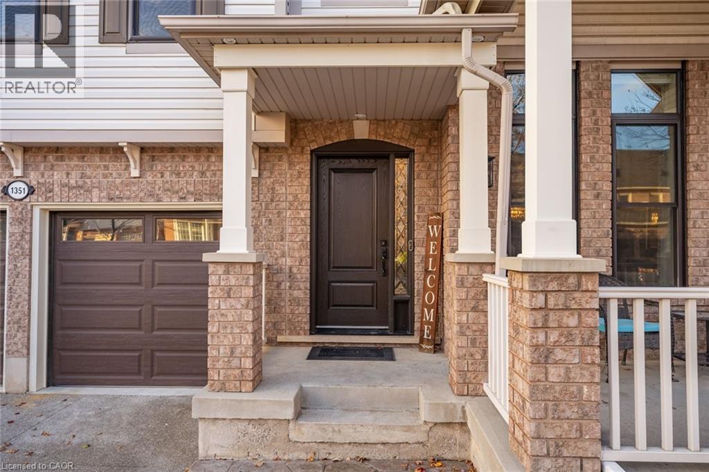 1351 Mcguffin Gate, Milton, Ontario  L9T 6M3 - Photo 4 - 40791798