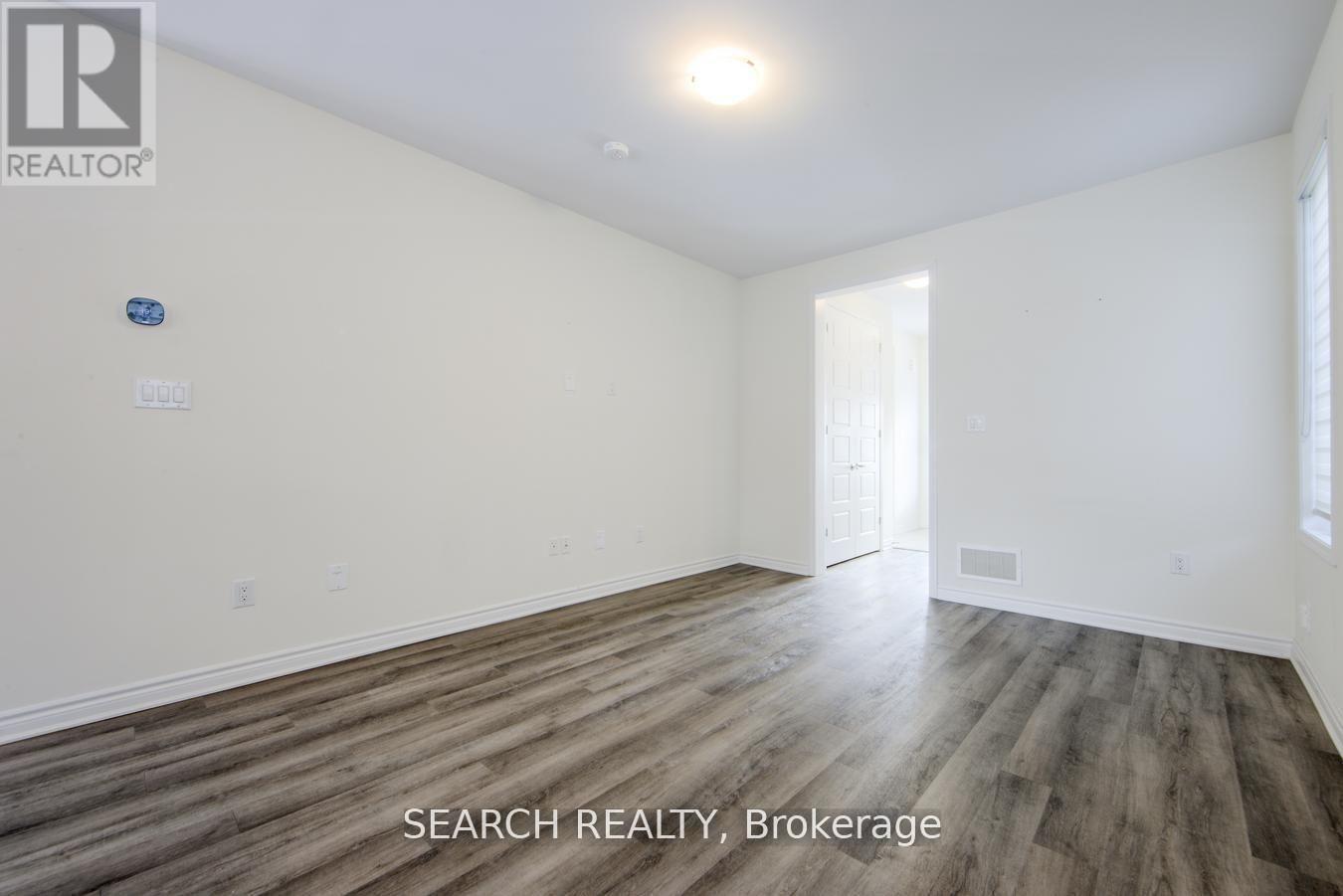 988 Cherry Court, Milton, Ontario  L9E 1P8 - Photo 16 - W12599936