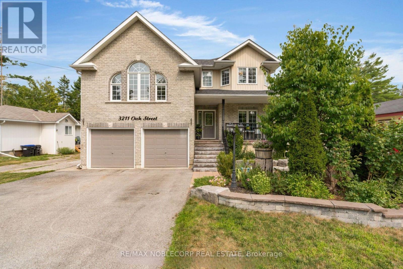 3211 OAK STREET, Innisfil, Ontario