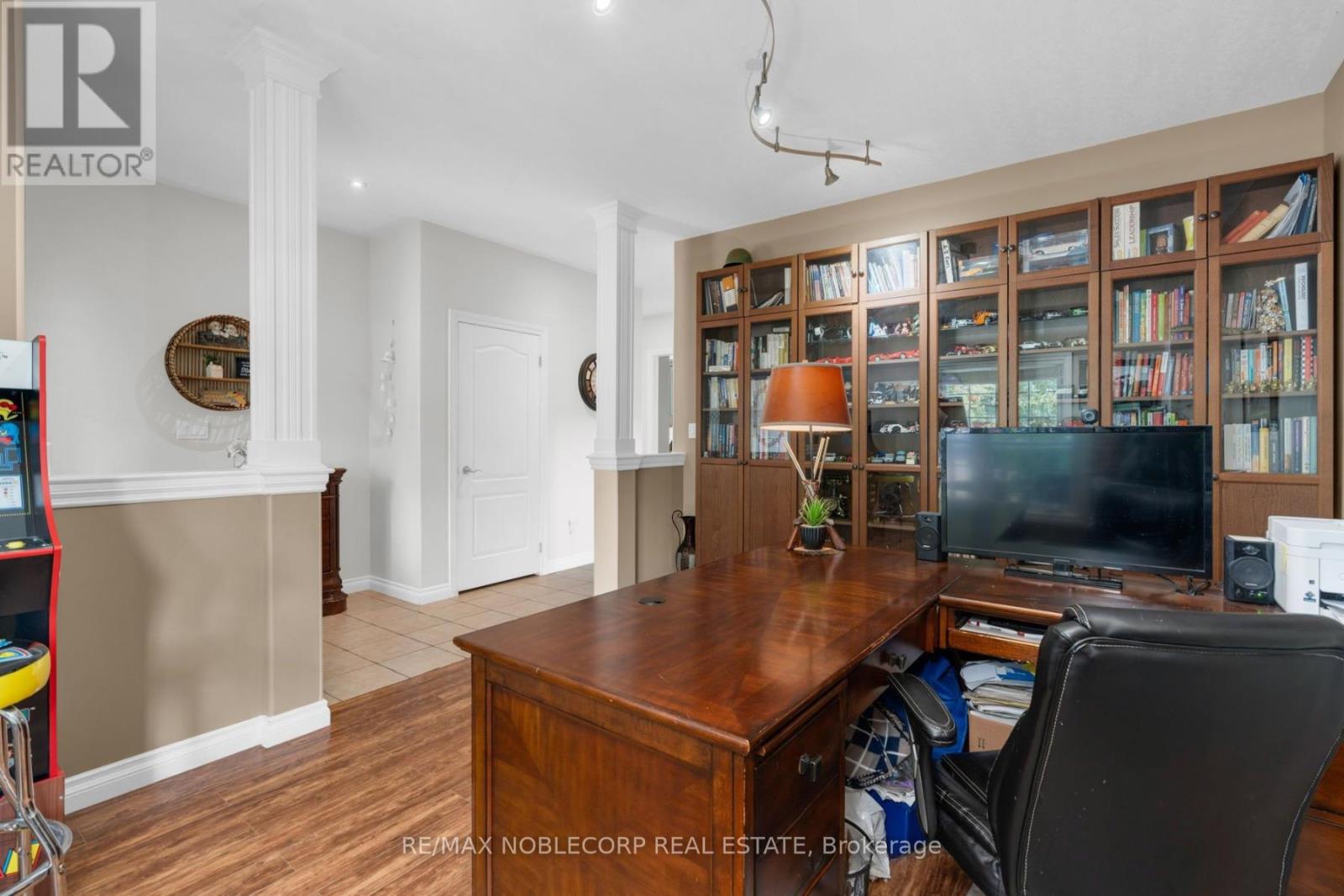 3211 Oak Street, Innisfil, Ontario  L9S 2K3 - Photo 17 - N12633266