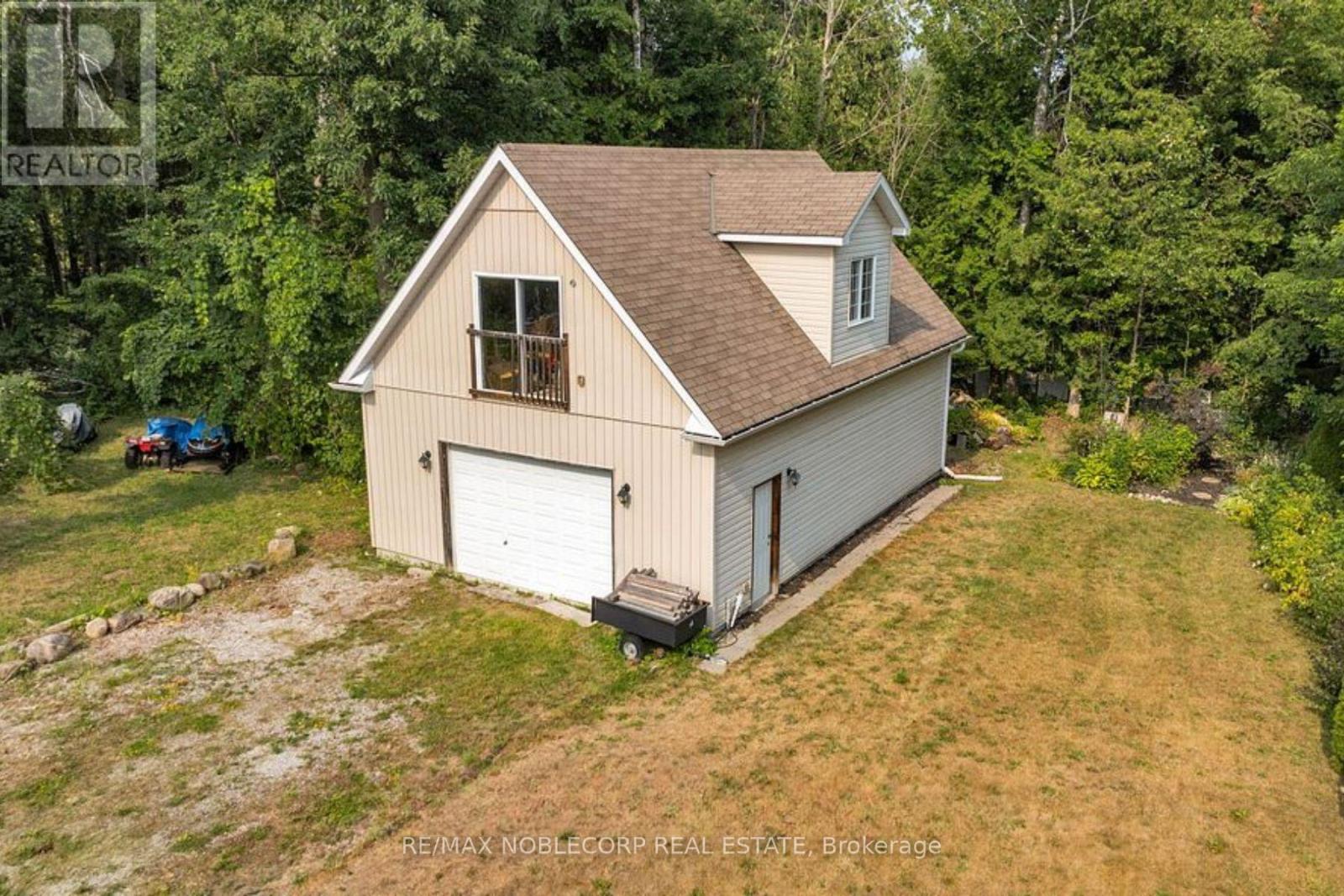 3211 Oak Street, Innisfil, Ontario  L9S 2K3 - Photo 2 - N12633266