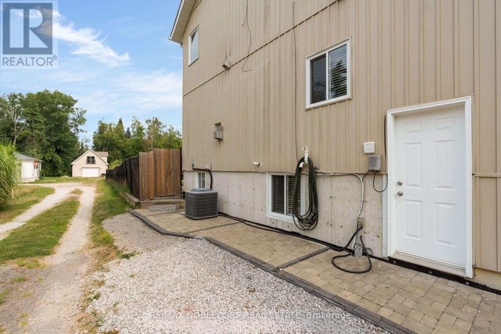 3211 Oak Street, Innisfil, Ontario  L9S 2K3 - Photo 41 - N12633266
