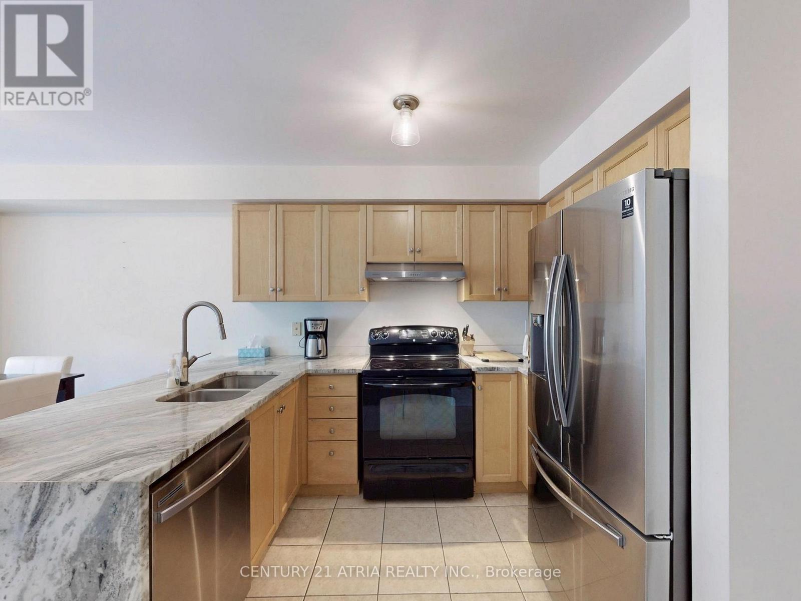 16 Stiles Avenue, Aurora, Ontario  L4G 7N3 - Photo 11 - N12633272