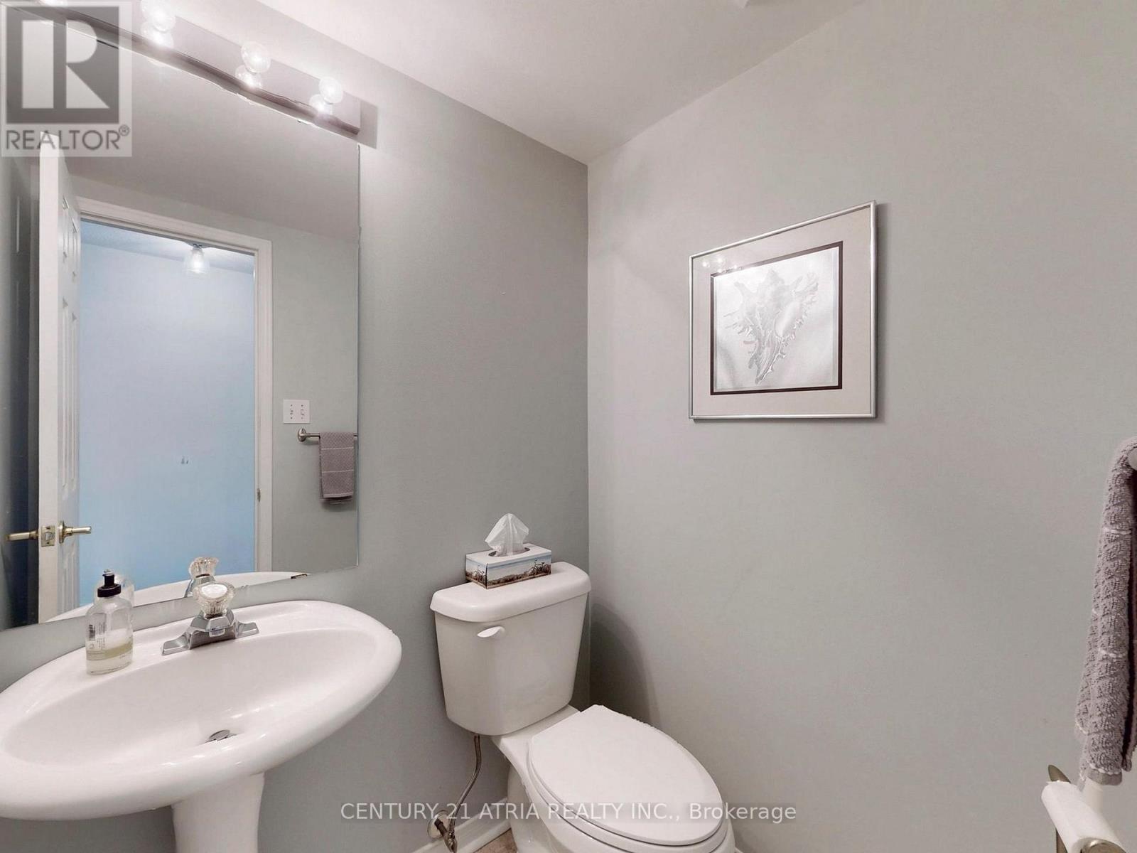 16 Stiles Avenue, Aurora, Ontario  L4G 7N3 - Photo 15 - N12633272