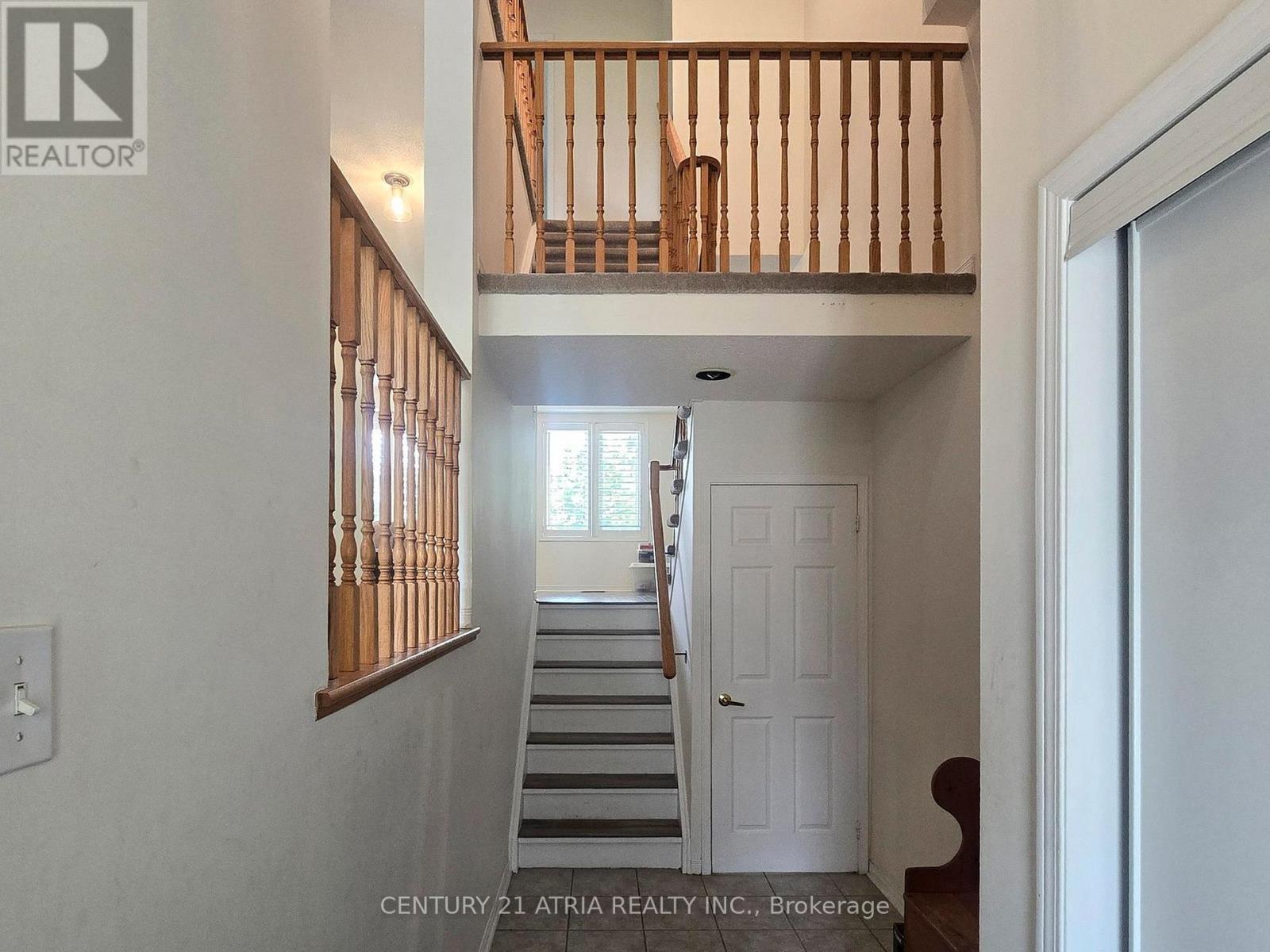 16 Stiles Avenue, Aurora, Ontario  L4G 7N3 - Photo 18 - N12633272