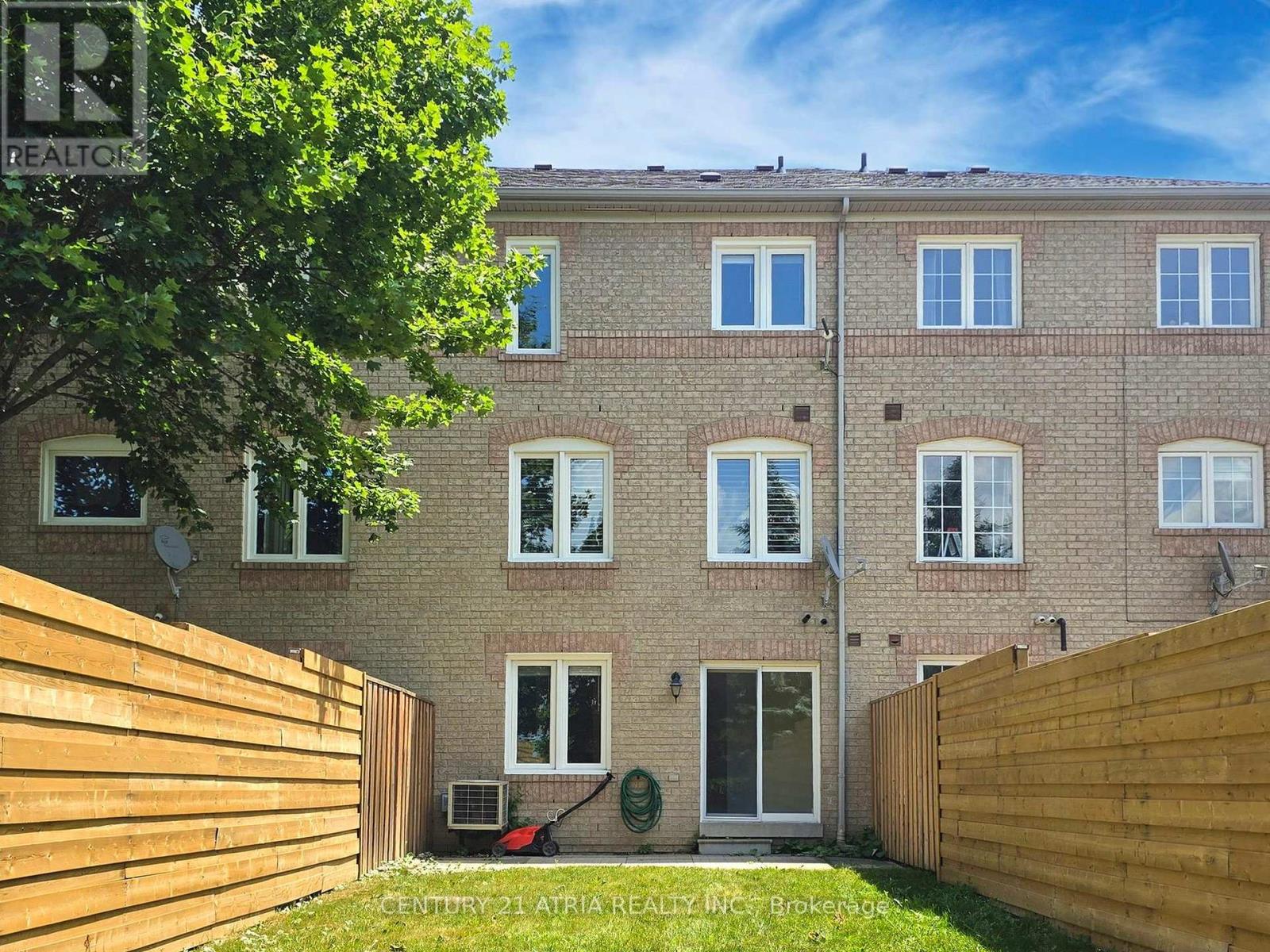 16 Stiles Avenue, Aurora, Ontario  L4G 7N3 - Photo 36 - N12633272