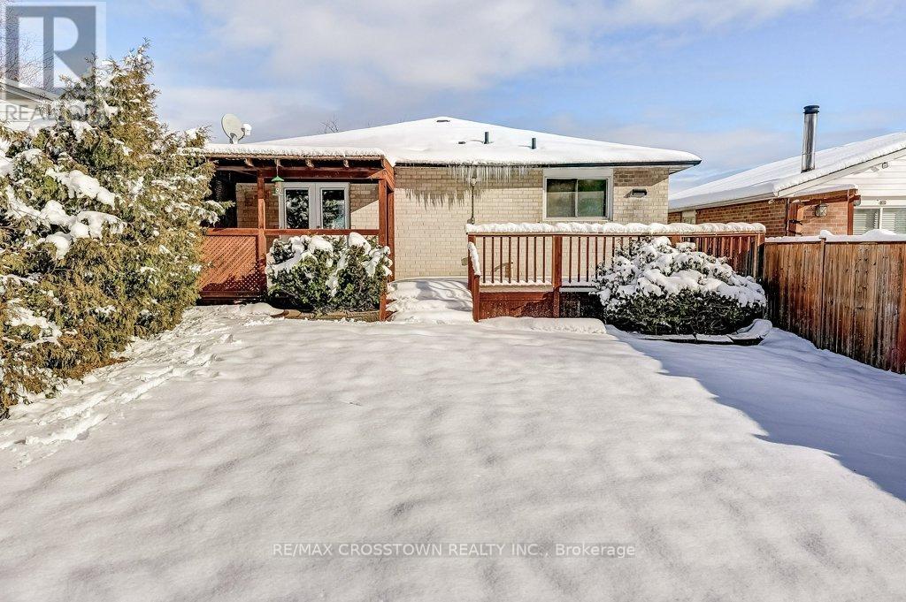 436 Dixon Boulevard, Newmarket, Ontario  L3Y 5C7 - Photo 34 - N12633314