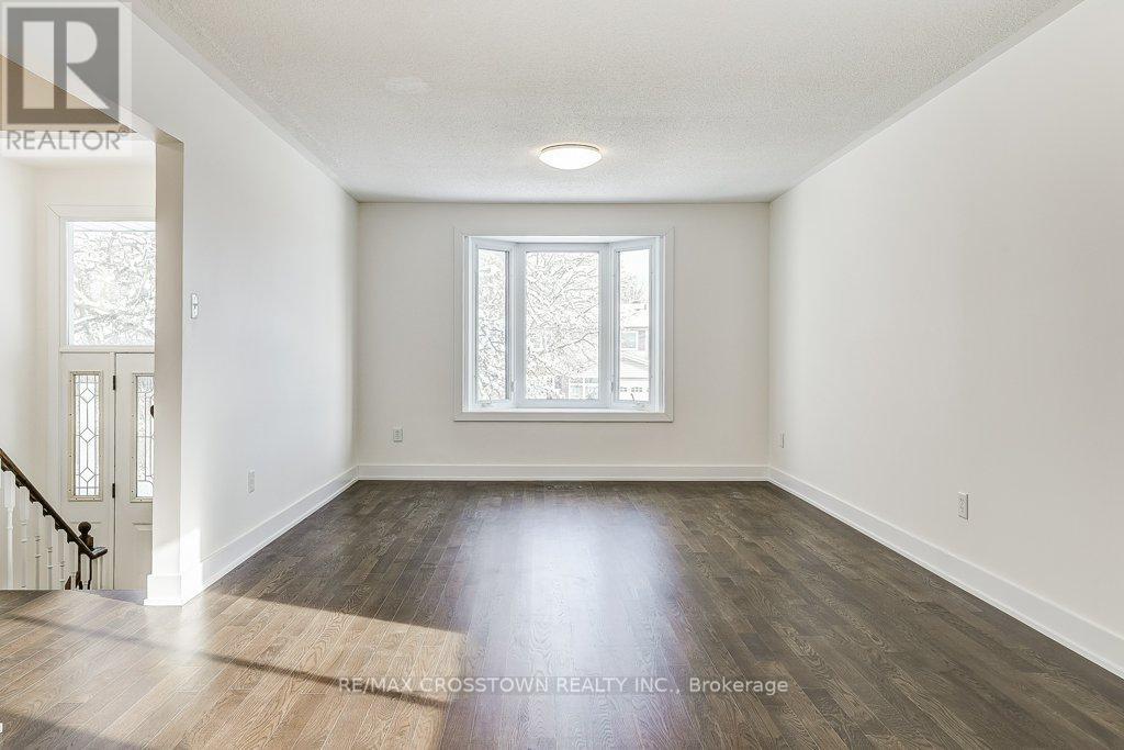 436 Dixon Boulevard, Newmarket, Ontario  L3Y 5C7 - Photo 9 - N12633314