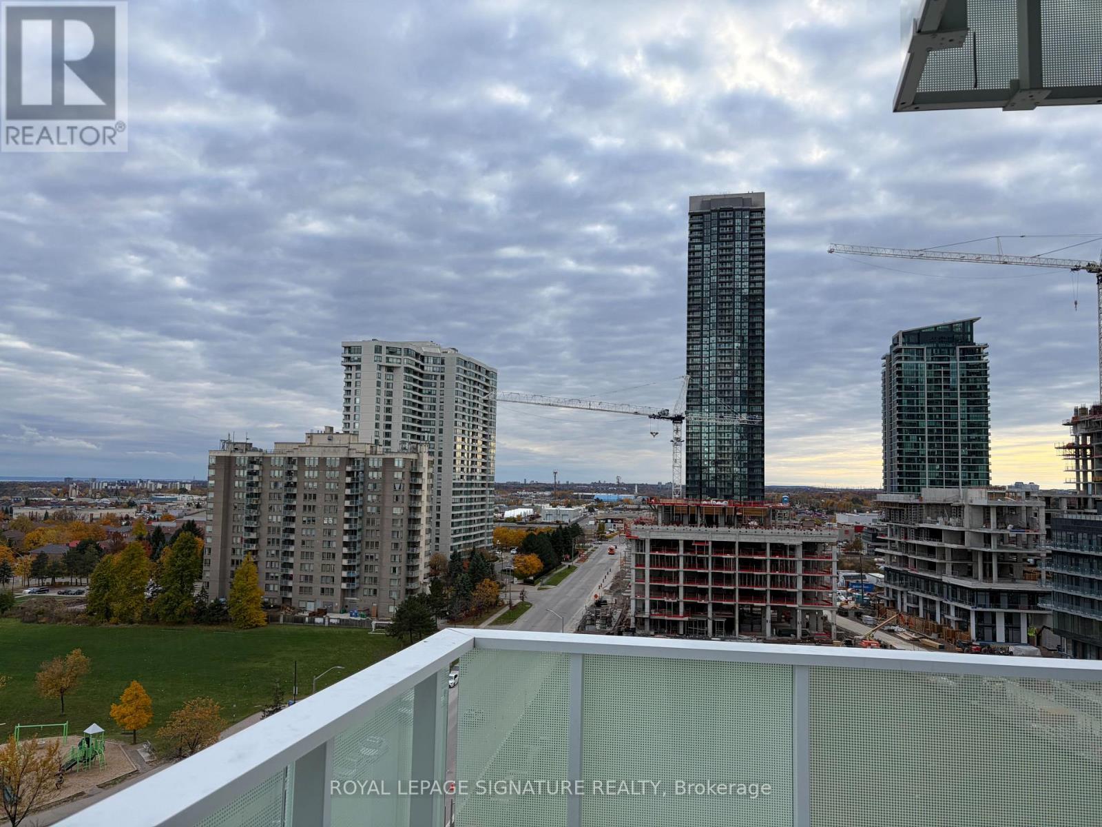 809 - 3883 Quartz Road, Mississauga, Ontario  L5B 0M4 - Photo 3 - W12633246