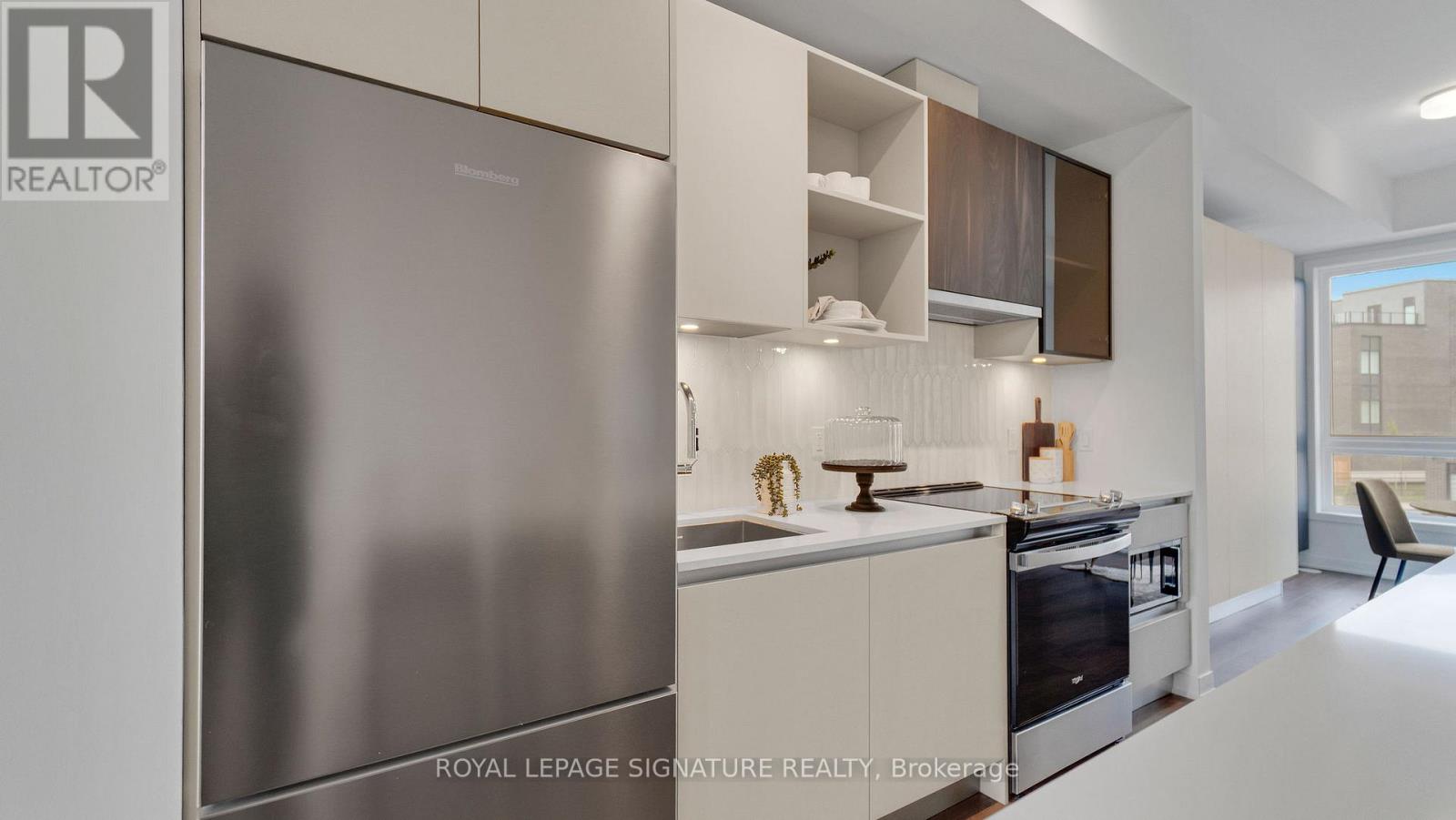 3055 Trailside Drive, Oakville, Ontario  L6M 4M2 - Photo 16 - W12633262