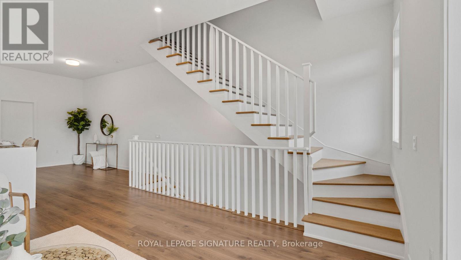 3055 Trailside Drive, Oakville, Ontario  L6M 4M2 - Photo 19 - W12633262