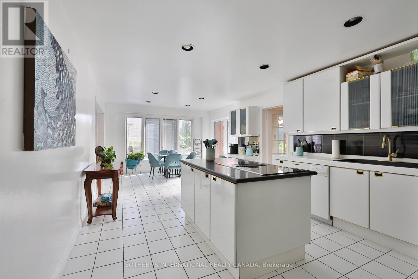 1070 Geran Crescent, Mississauga, Ontario  L5H 4A6 - Photo 16 - W12633296