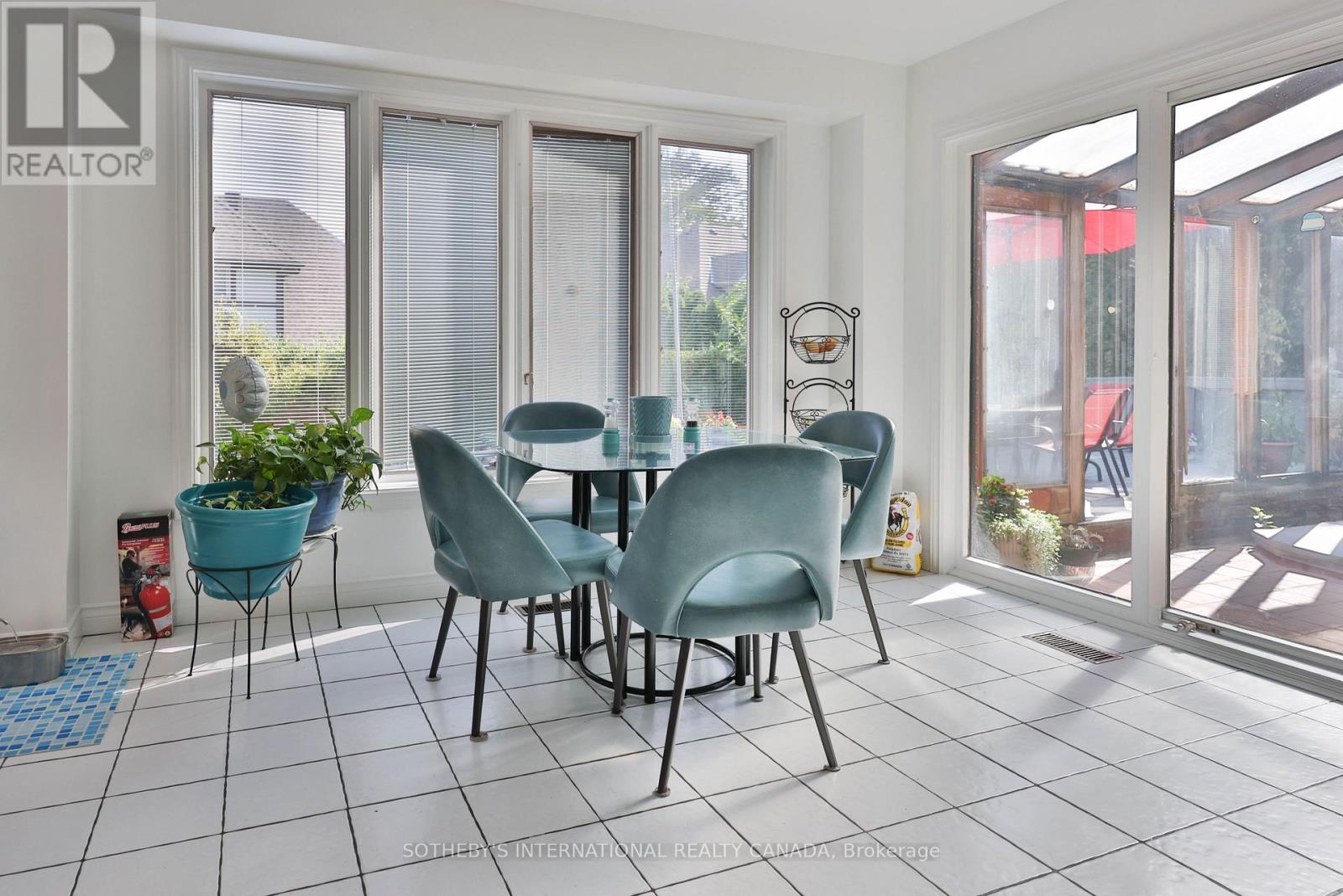 1070 Geran Crescent, Mississauga, Ontario  L5H 4A6 - Photo 18 - W12633296