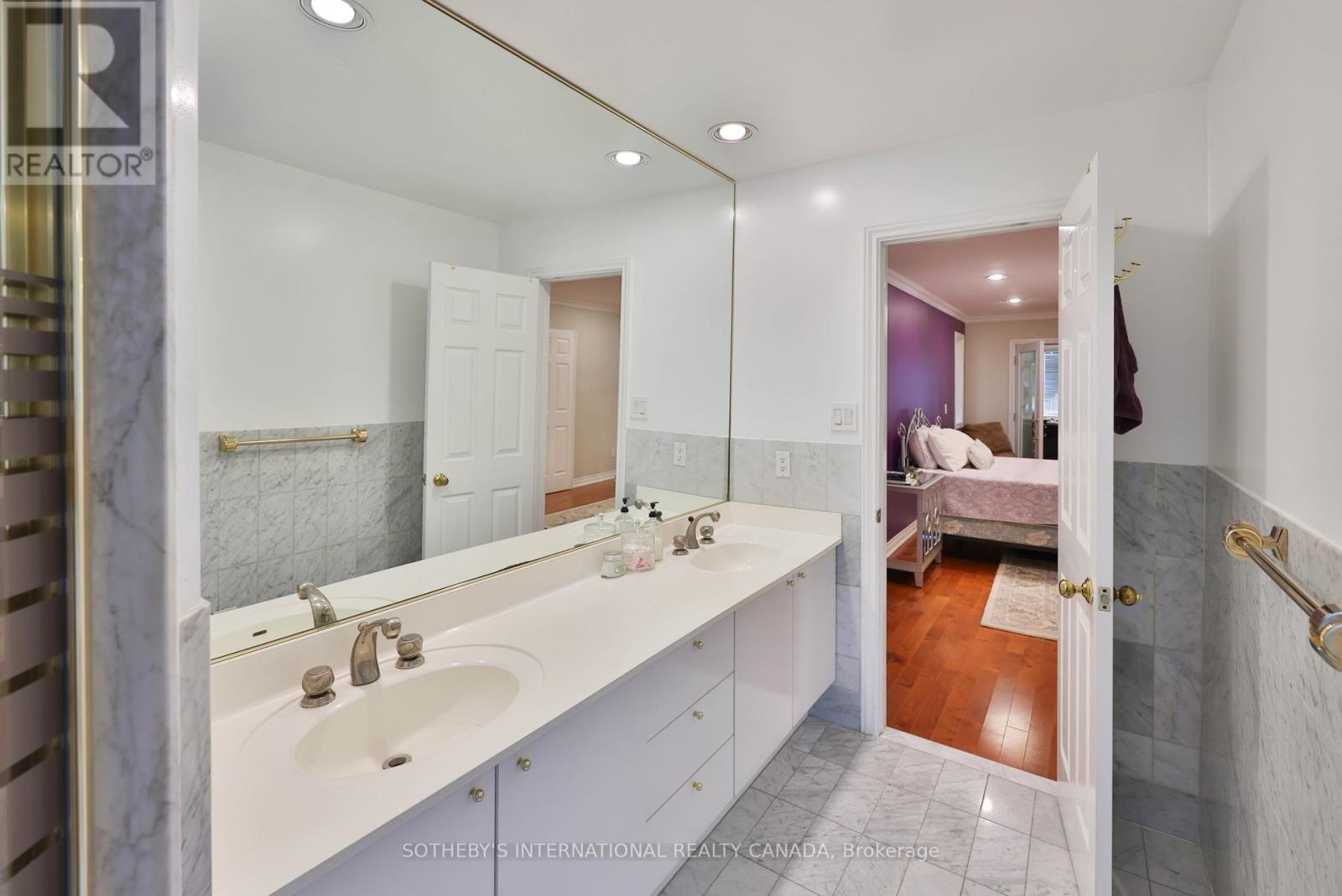 1070 Geran Crescent, Mississauga, Ontario  L5H 4A6 - Photo 23 - W12633296