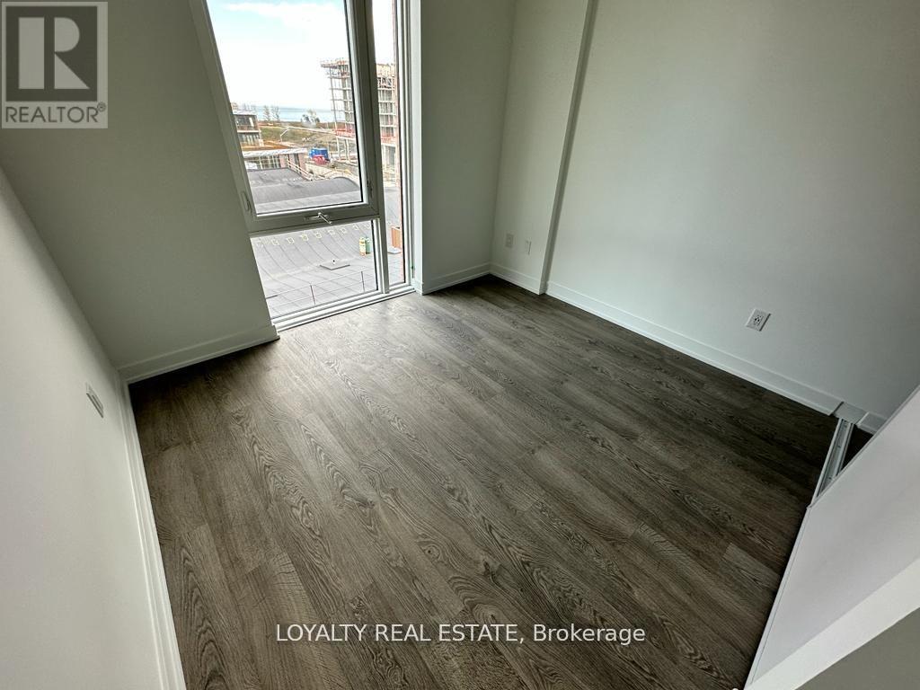 518 - 215 Lakeshore Road W, Mississauga, Ontario  L5H 1G5 - Photo 12 - W12633298