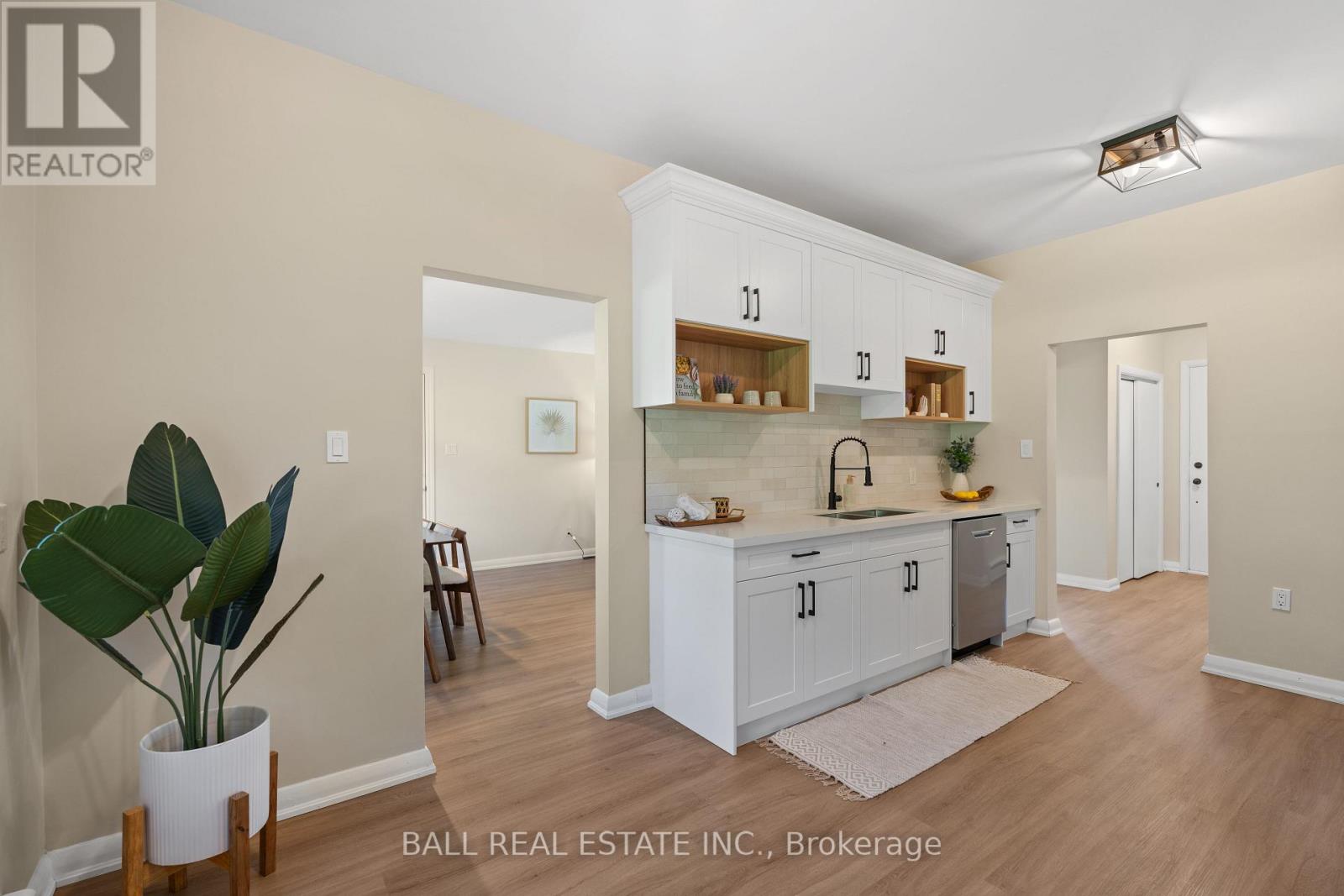 450 Rosedale Avenue, Peterborough (Town Ward 3), Ontario  K9J 6J1 - Photo 15 - X12633354