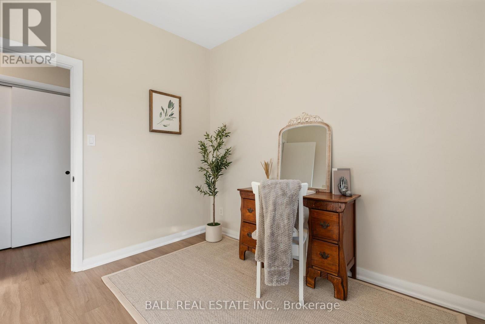 450 Rosedale Avenue, Peterborough (Town Ward 3), Ontario  K9J 6J1 - Photo 22 - X12633354