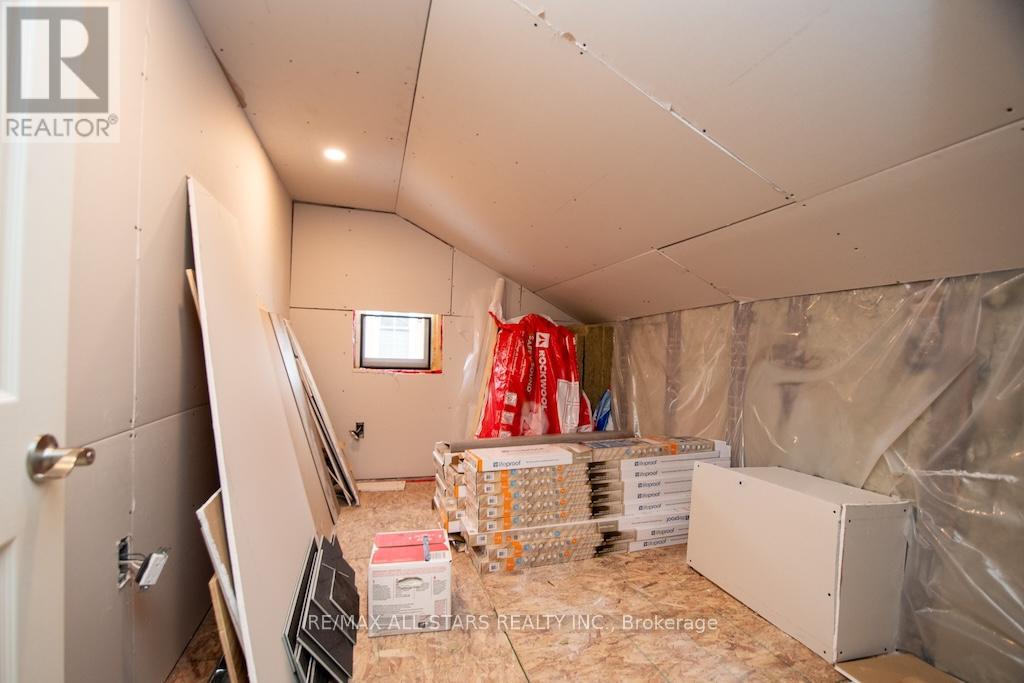 990 Eldon Road, Kawartha Lakes, Ontario  K0M 2M0 - Photo 21 - X12633406