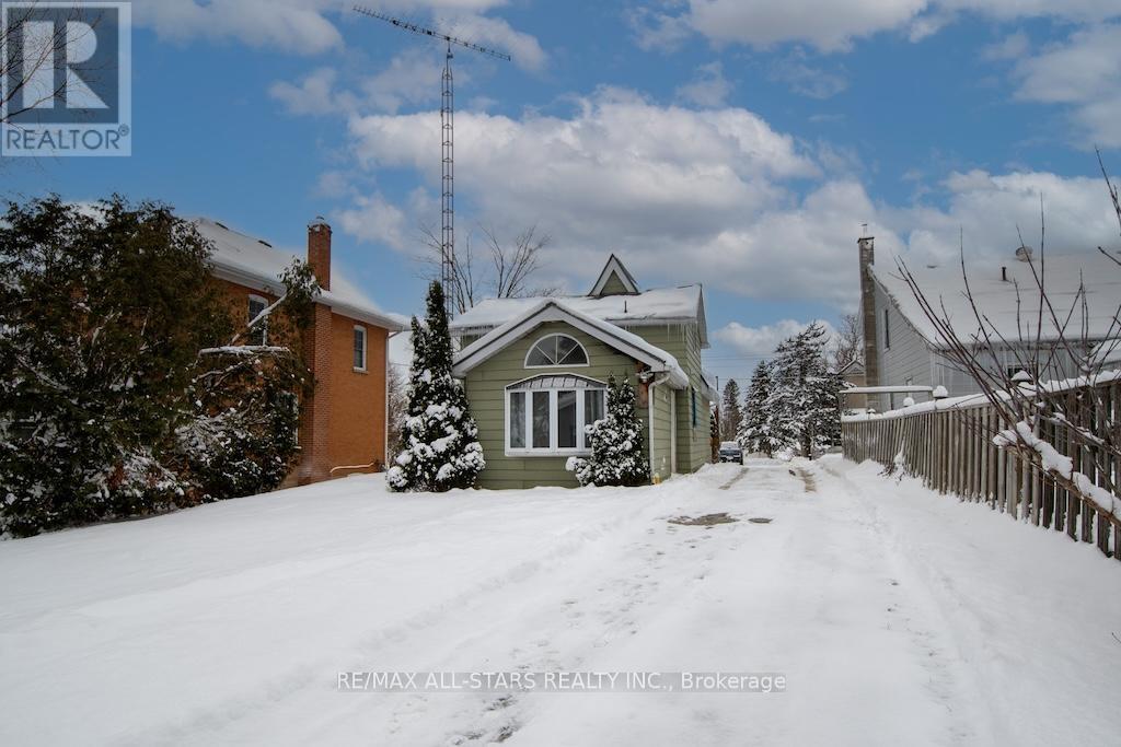 990 Eldon Road, Kawartha Lakes, Ontario  K0M 2M0 - Photo 5 - X12633406