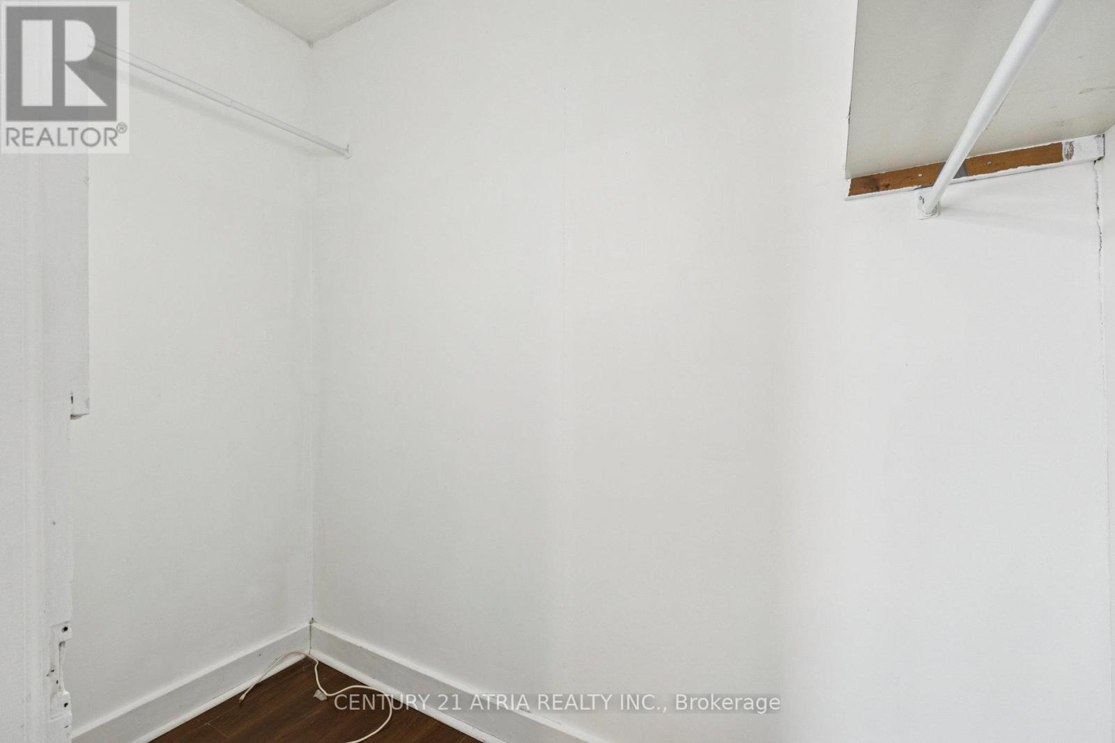 106 Burgar Street, Welland, Ontario  L3B 2S8 - Photo 8 - X12633278