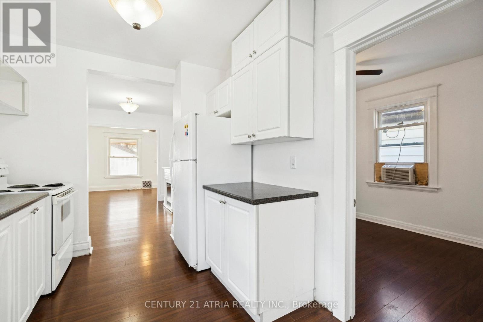 106 Burgar Street, Welland, Ontario  L3B 2S6 - Photo 19 - X12633284