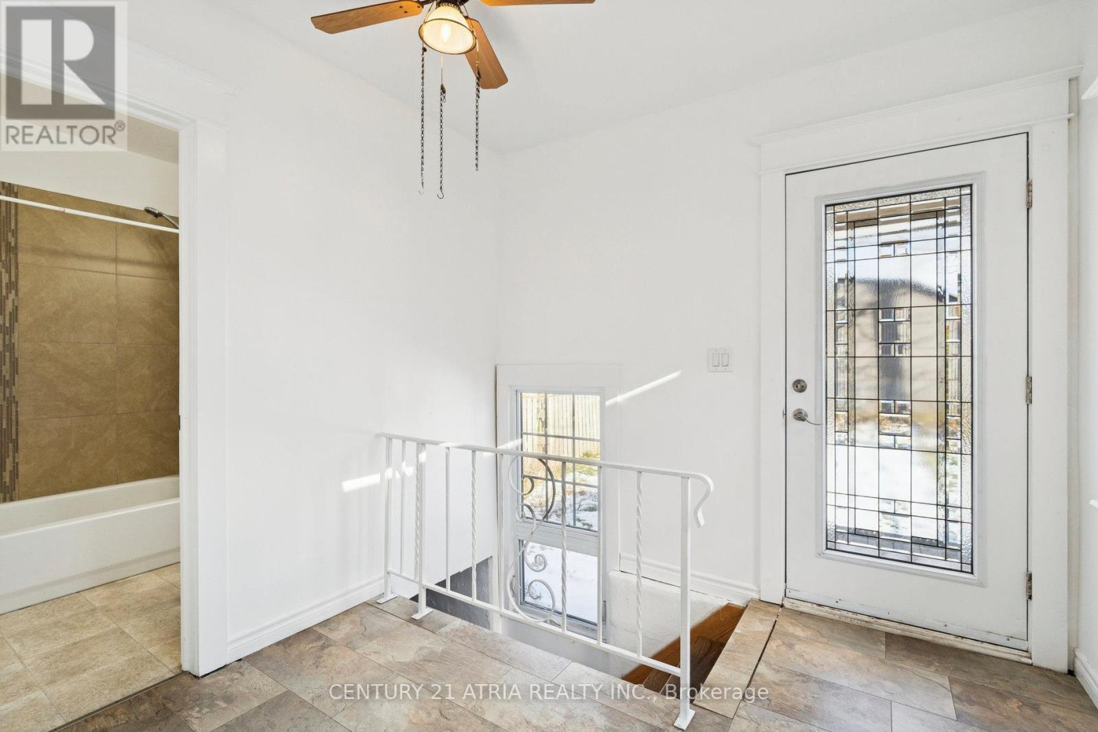 106 Burgar Street, Welland, Ontario  L3B 2S6 - Photo 24 - X12633284