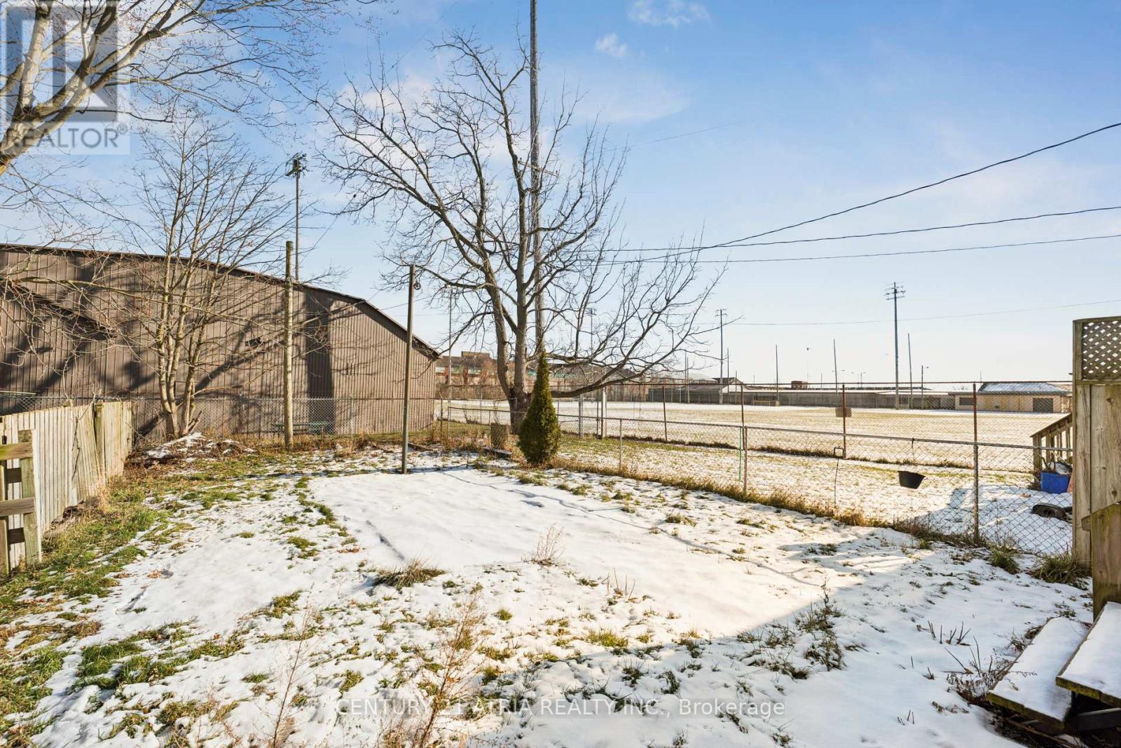 106 Burgar Street, Welland, Ontario  L3B 2S6 - Photo 30 - X12633284