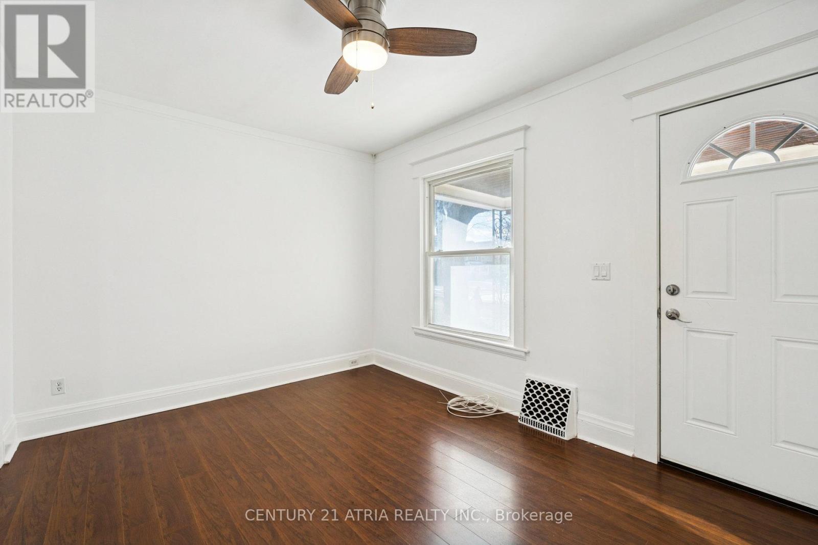 106 Burgar Street, Welland, Ontario  L3B 2S6 - Photo 7 - X12633284