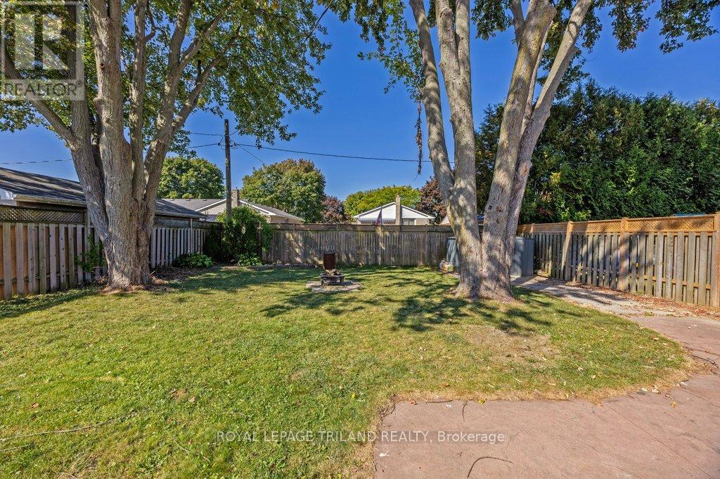 17 Vanbuskirk Drive, St. Thomas, Ontario  N5R 4Z1 - Photo 23 - X12633334