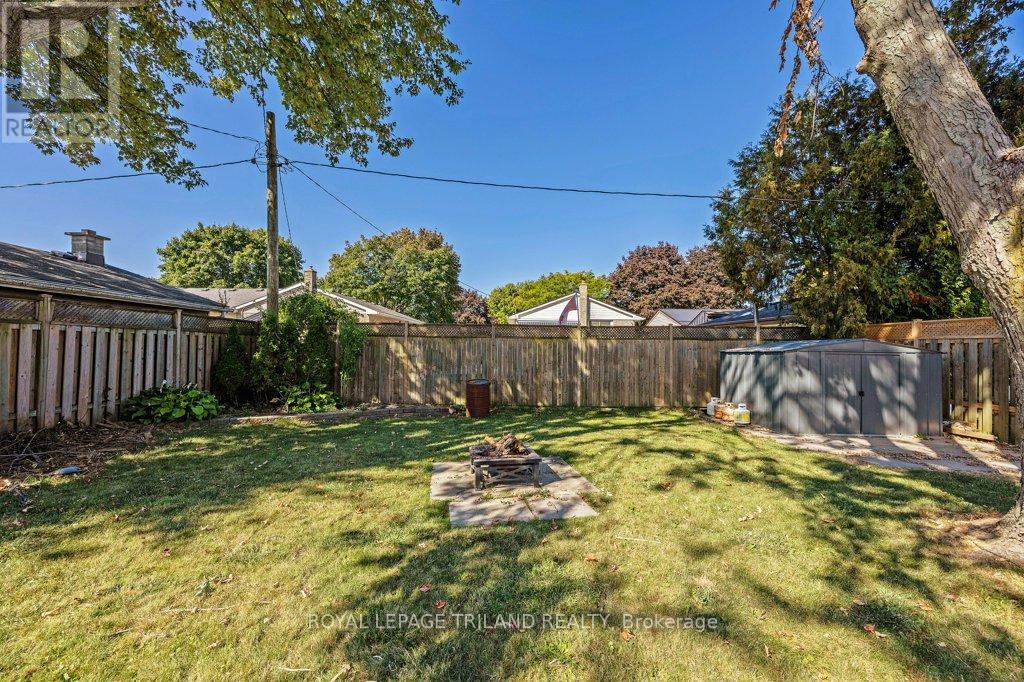 17 Vanbuskirk Drive, St. Thomas, Ontario  N5R 4Z1 - Photo 24 - X12633334