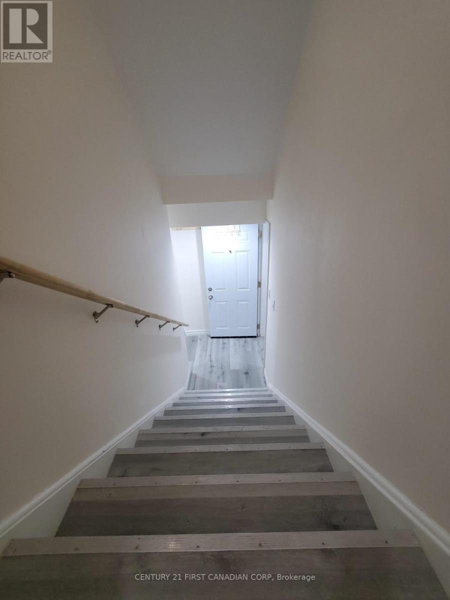 LOWER - 289 MIDDLETON AVENUE, London South, Ontario