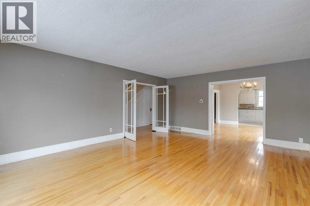 3226 7 Street Sw, Calgary, Alberta  T2T 2X7 - Photo 6 - A2272327