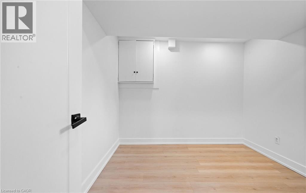 105 Lilacside Drive, Hamilton, Ontario  L8V 2L8 - Photo 41 - 40788383