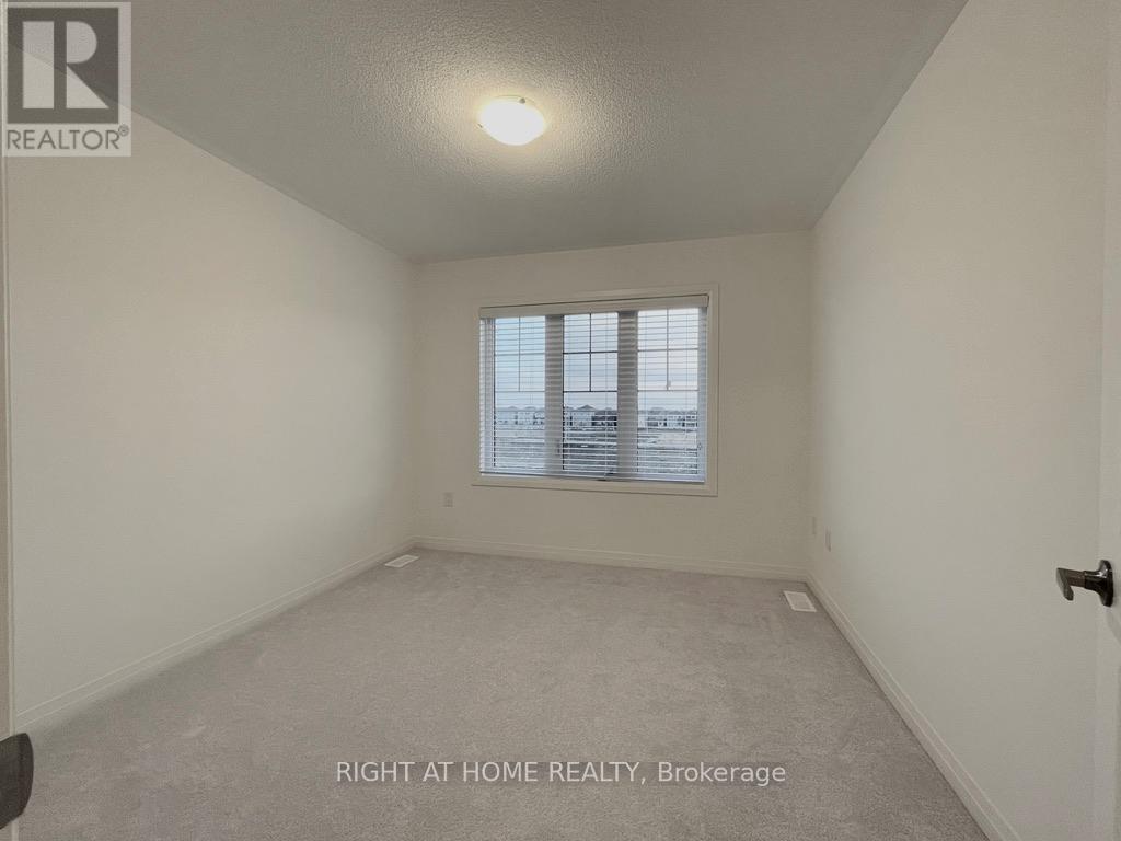 65 Kirkwood Way, Barrie, Ontario  L9J 0K7 - Photo 15 - S12459365