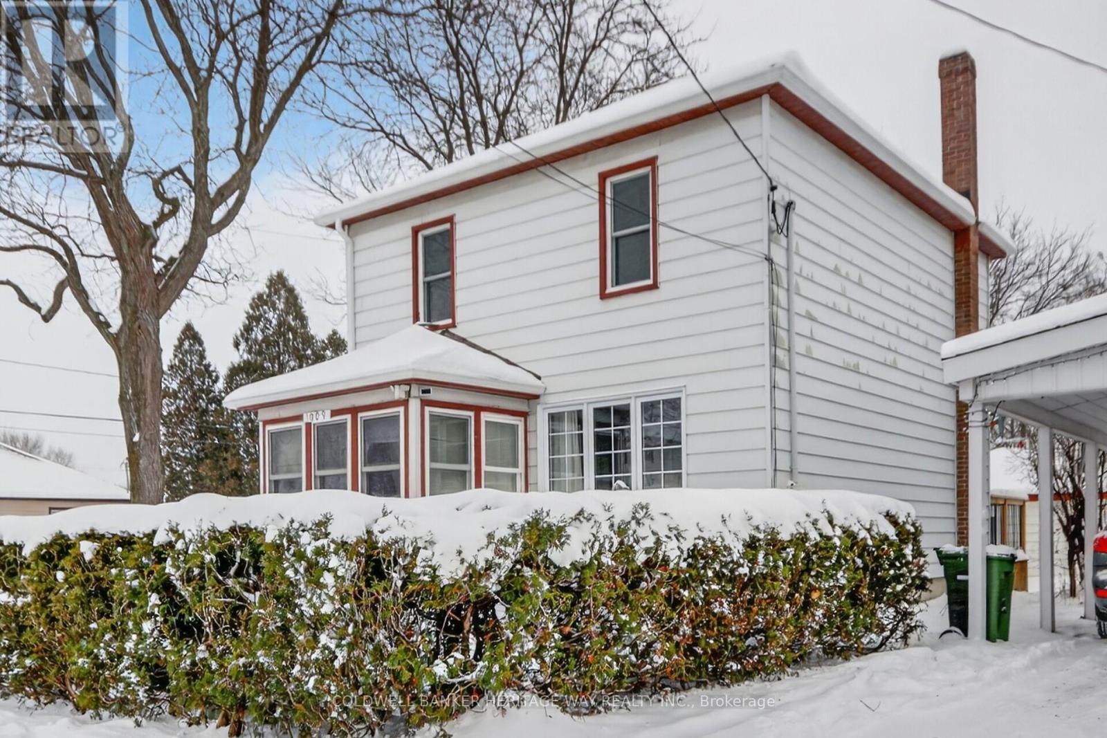 1009 Third Street E, Cornwall, Ontario  K6H 2E9 - Photo 3 - X12633432