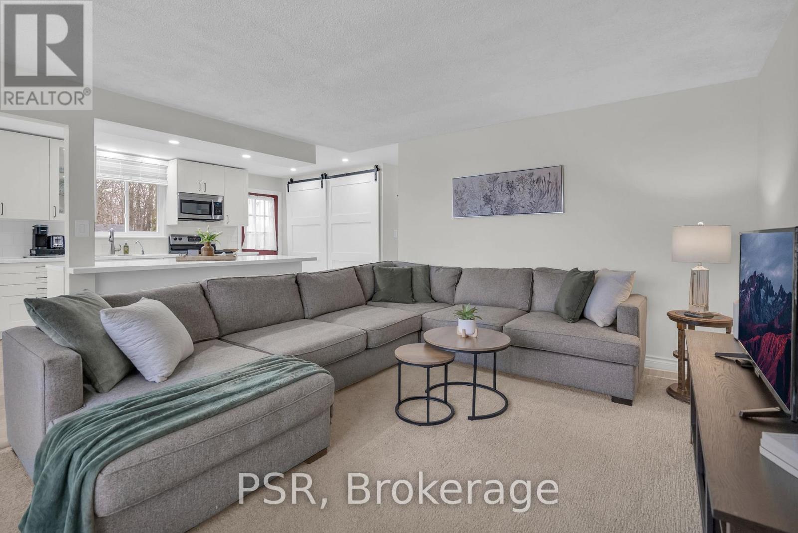 7 Water Fringe Drive, Georgina, Ontario  L0E 1N0 - Photo 13 - N12633430