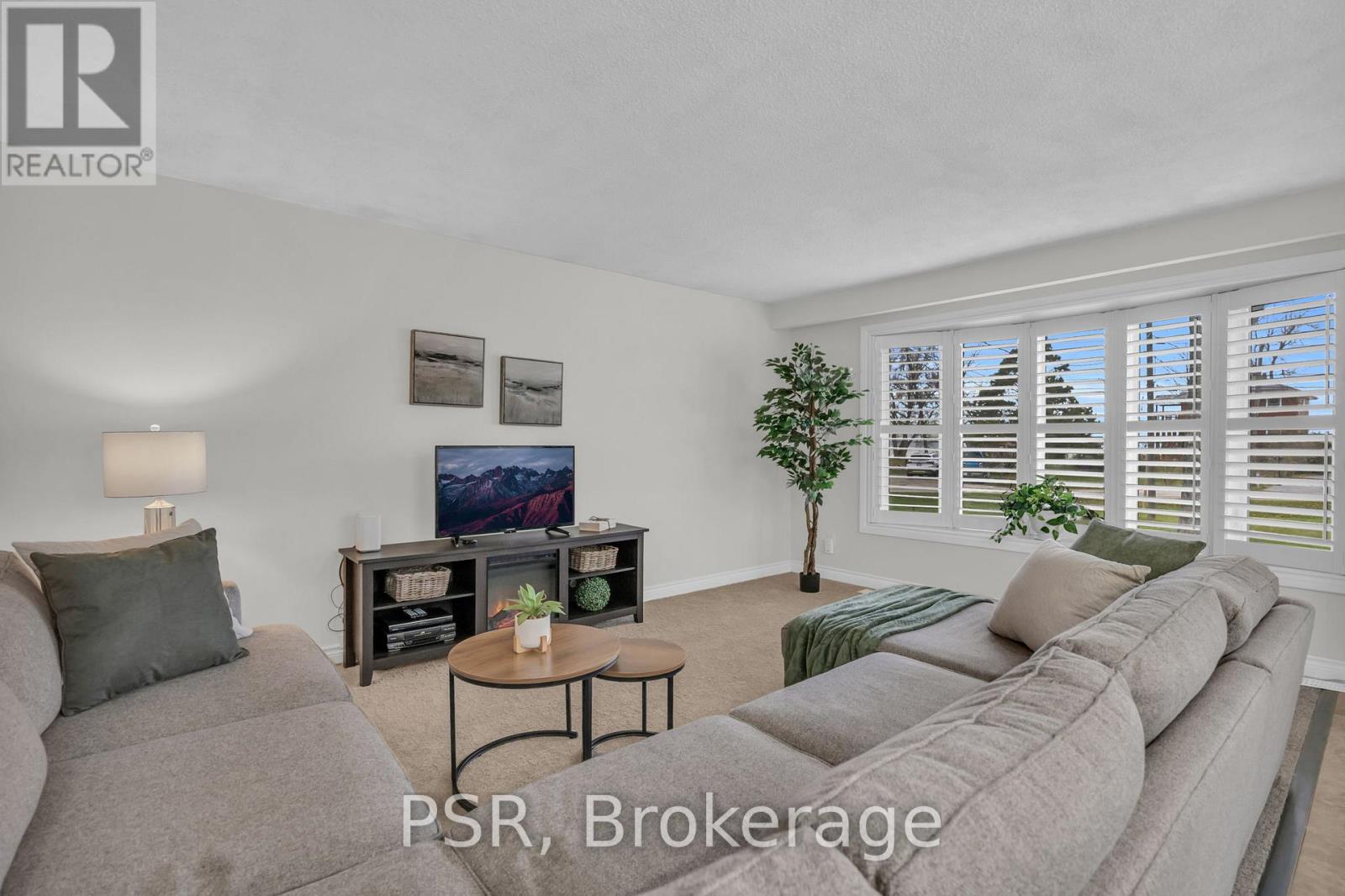 7 Water Fringe Drive, Georgina, Ontario  L0E 1N0 - Photo 16 - N12633430