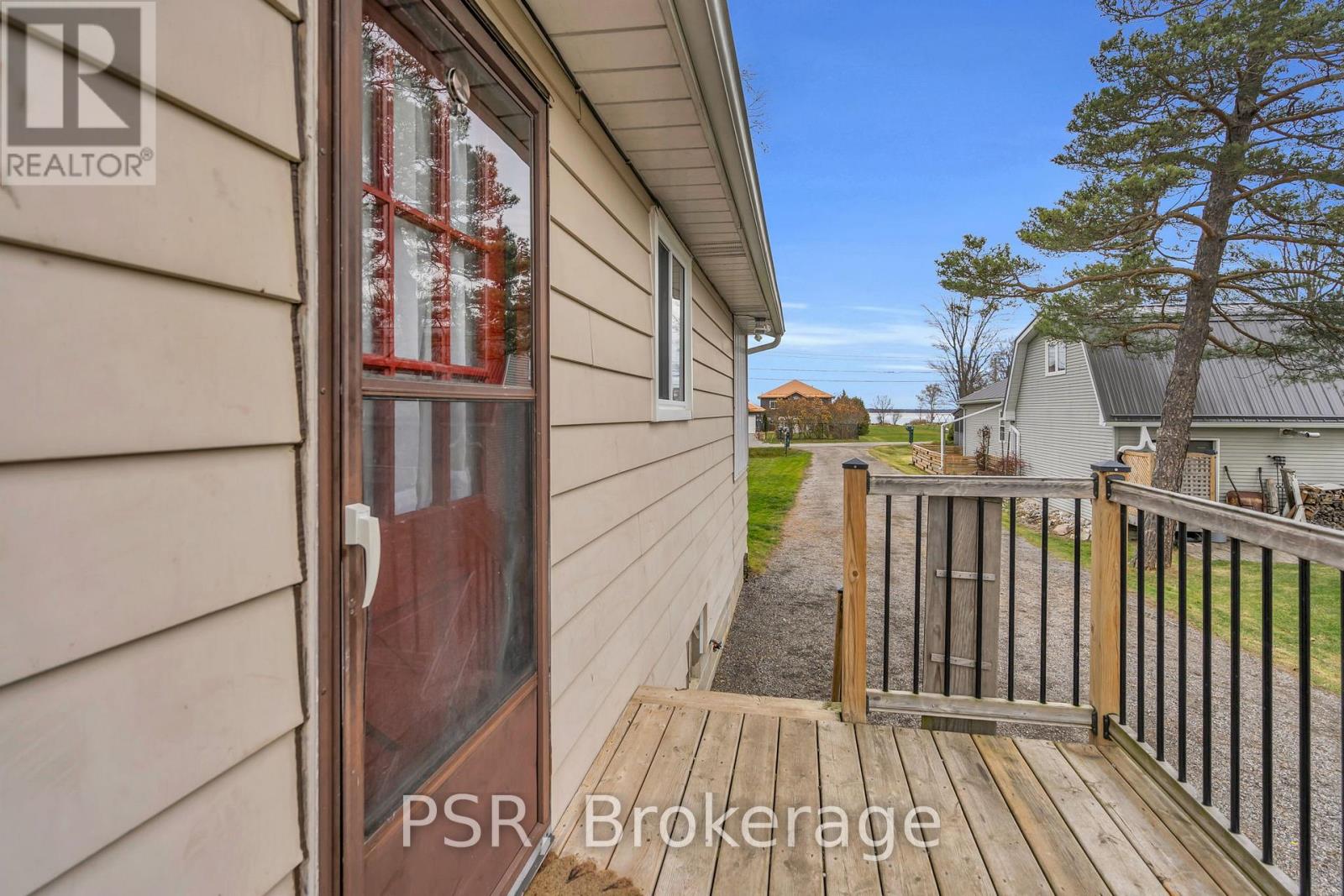 7 Water Fringe Drive, Georgina, Ontario  L0E 1N0 - Photo 5 - N12633430