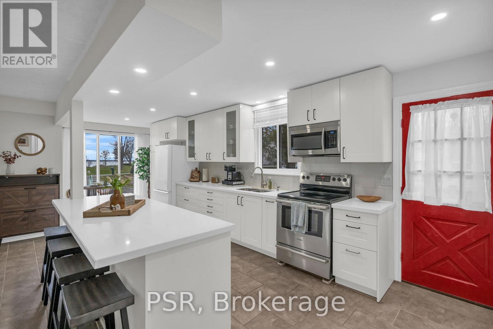 7 Water Fringe Drive, Georgina, Ontario  L0E 1N0 - Photo 9 - N12633430