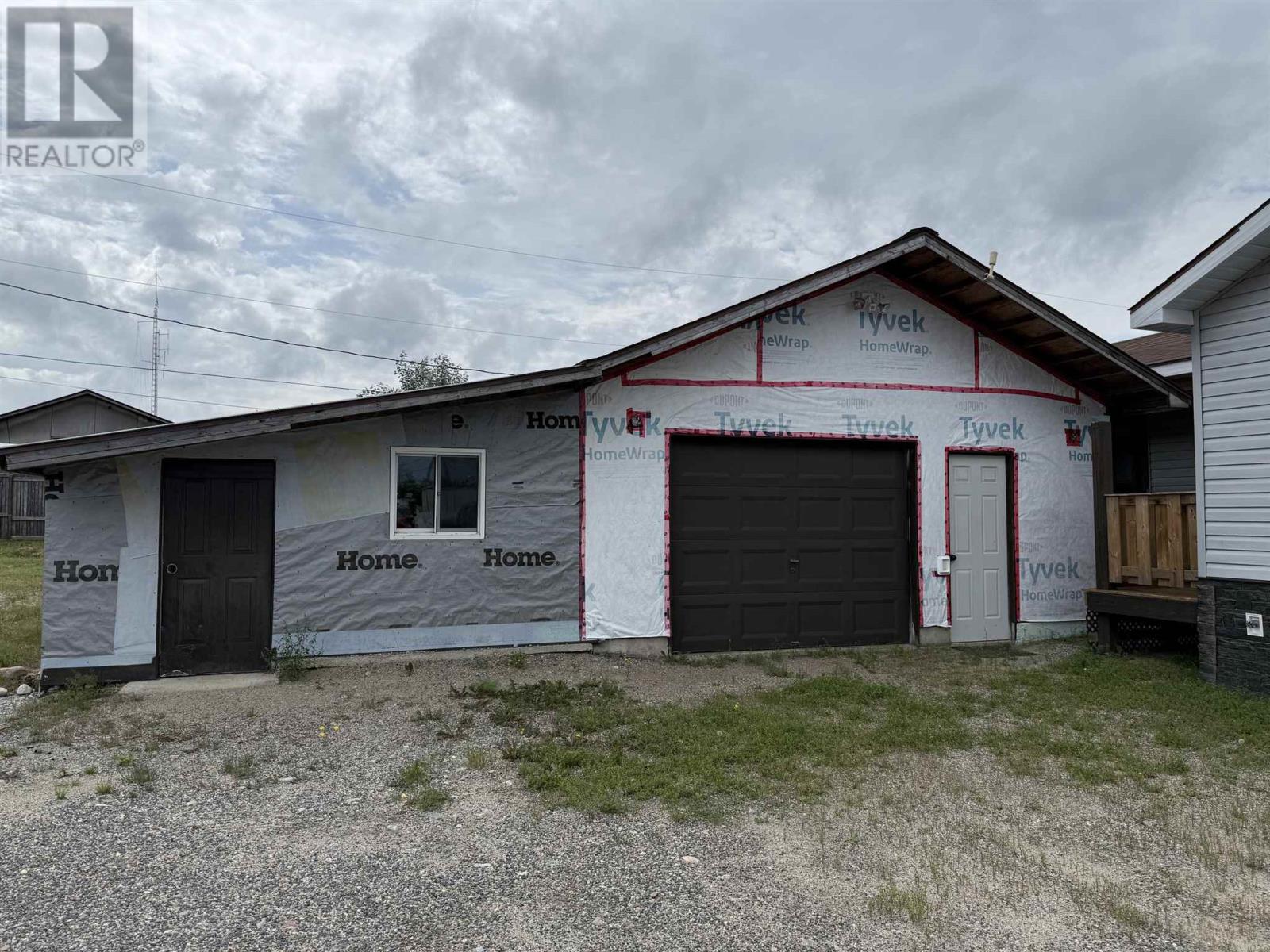 326 Rue Des Bouleaux, Dubreuilville, Ontario  P0S 1B0 - Photo 2 - SM252206