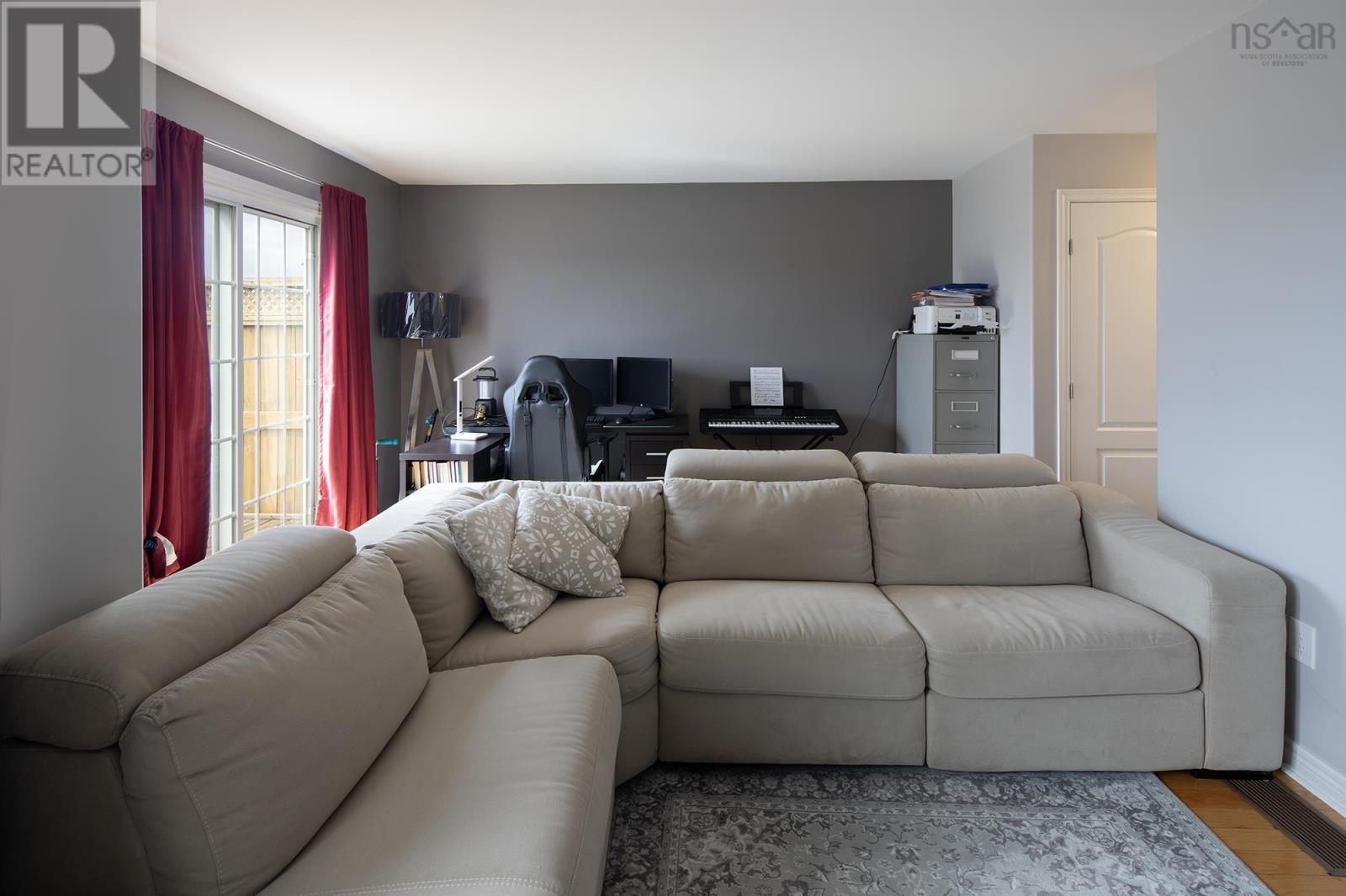 3836 Memorial Drive, Halifax, Nova Scotia  B3K 6R6 - Photo 11 - 202512304