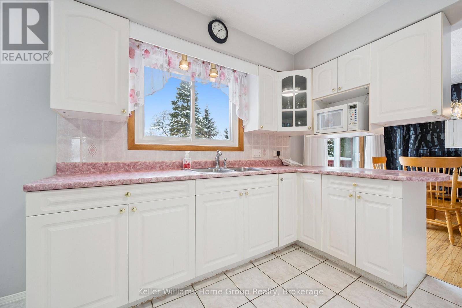 62 Brentwood Drive, Guelph, Ontario  N1H 5M7 - Photo 17 - X12633342