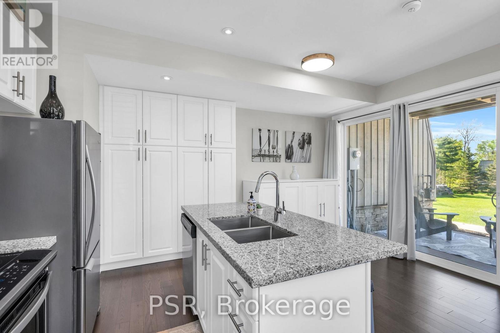 44 Carrick Trail, Gravenhurst, Ontario  P1P 0A6 - Photo 15 - X12633388