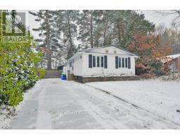 9 DUDLEY DRIVE, bracebridge (macaulay), Ontario